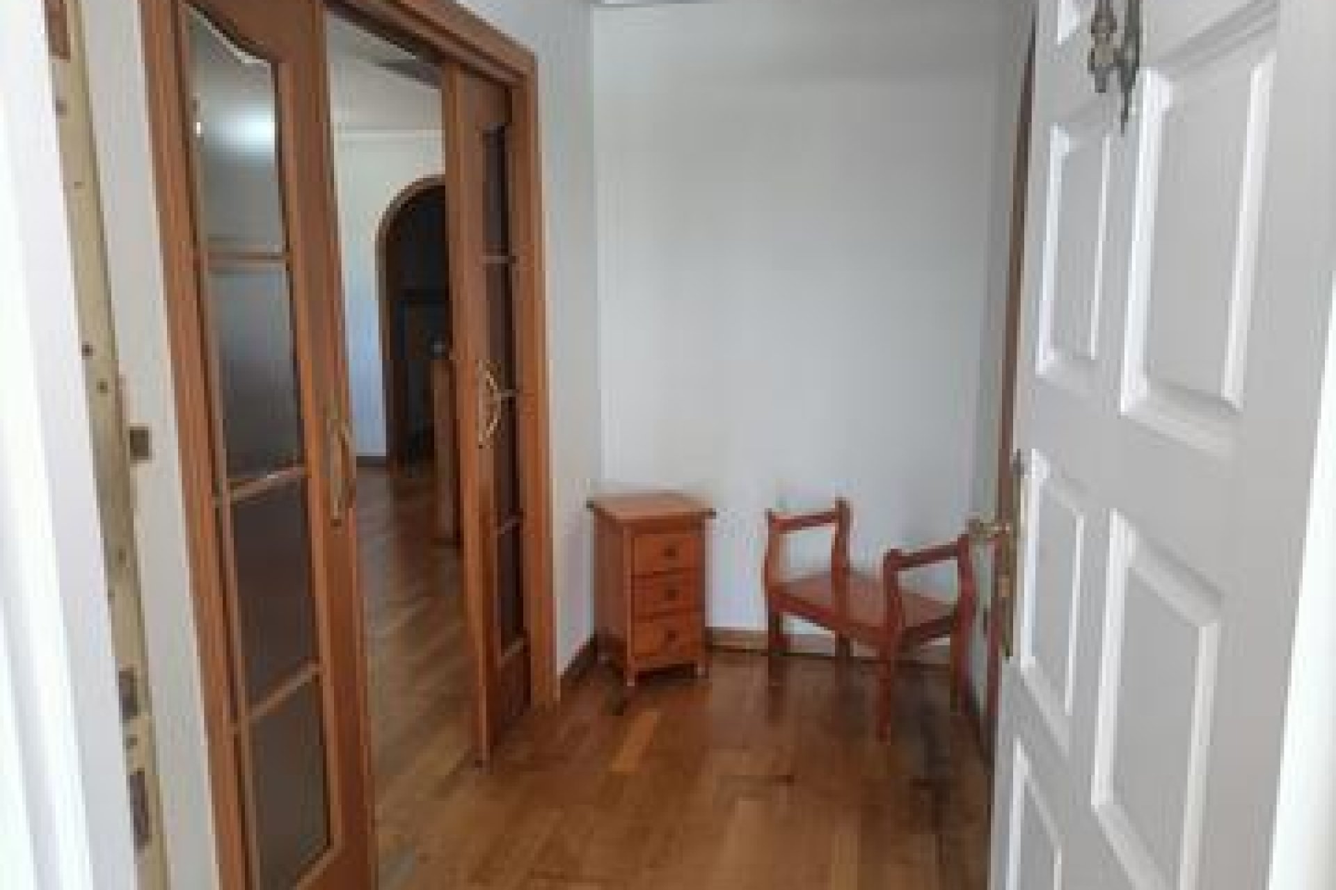 Resale - Villa - Elche