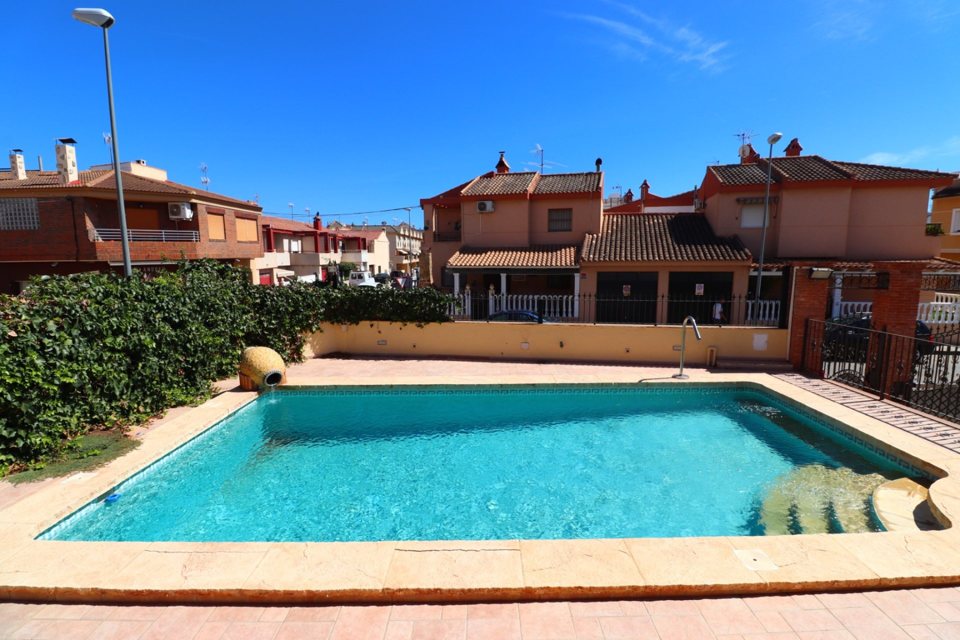 Resale - Villa - Formentera del Segura - Formentera - Village