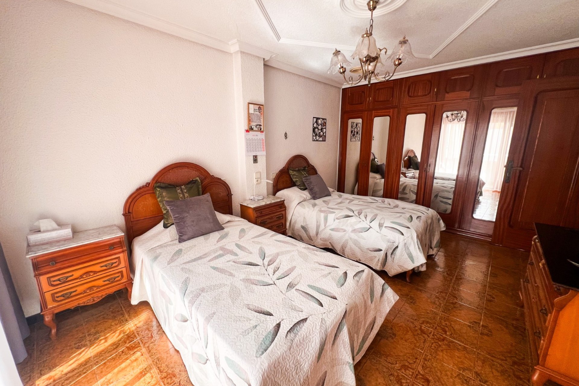 Resale - Villa - Guardamar del Segura