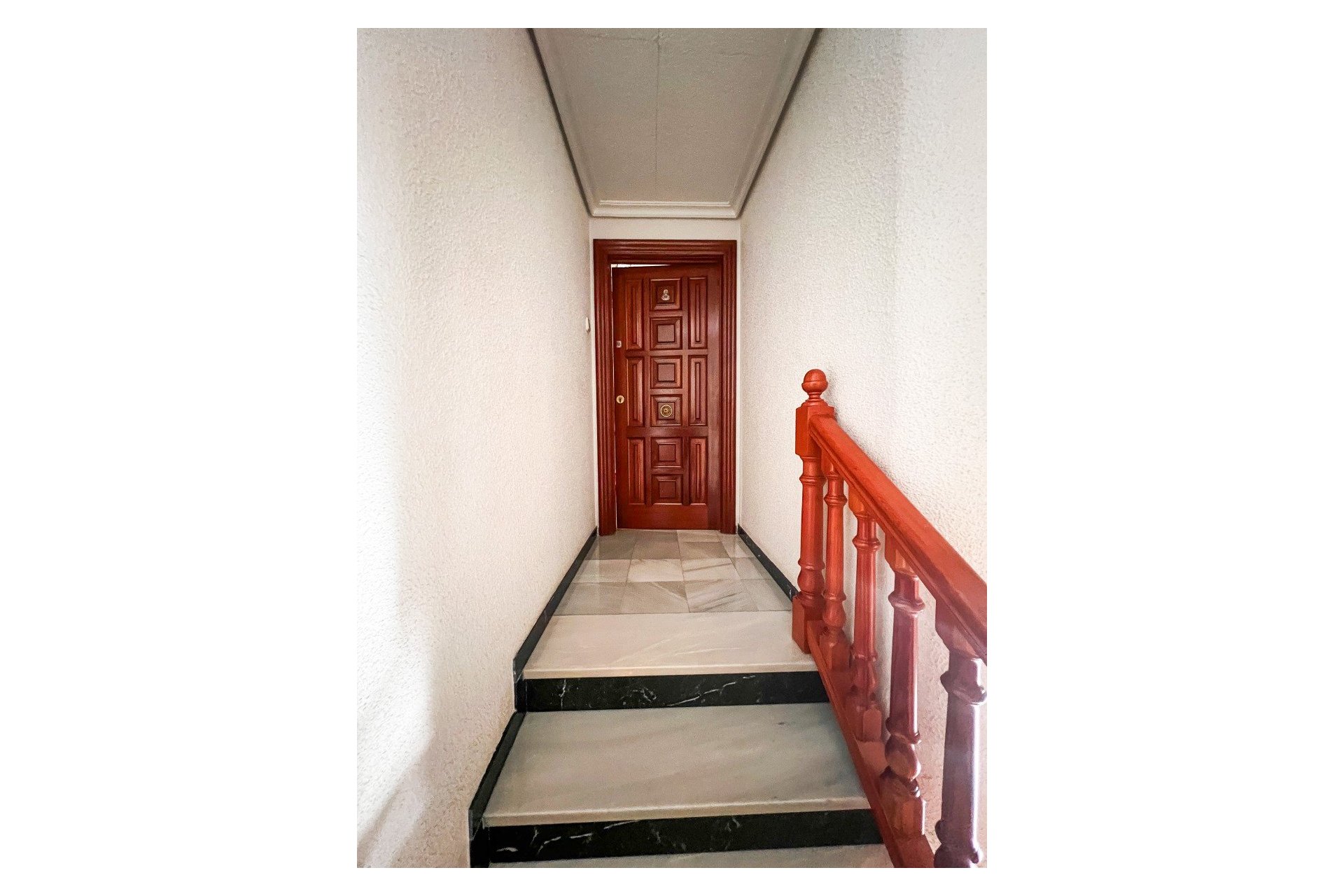 Resale - Villa - Guardamar del Segura
