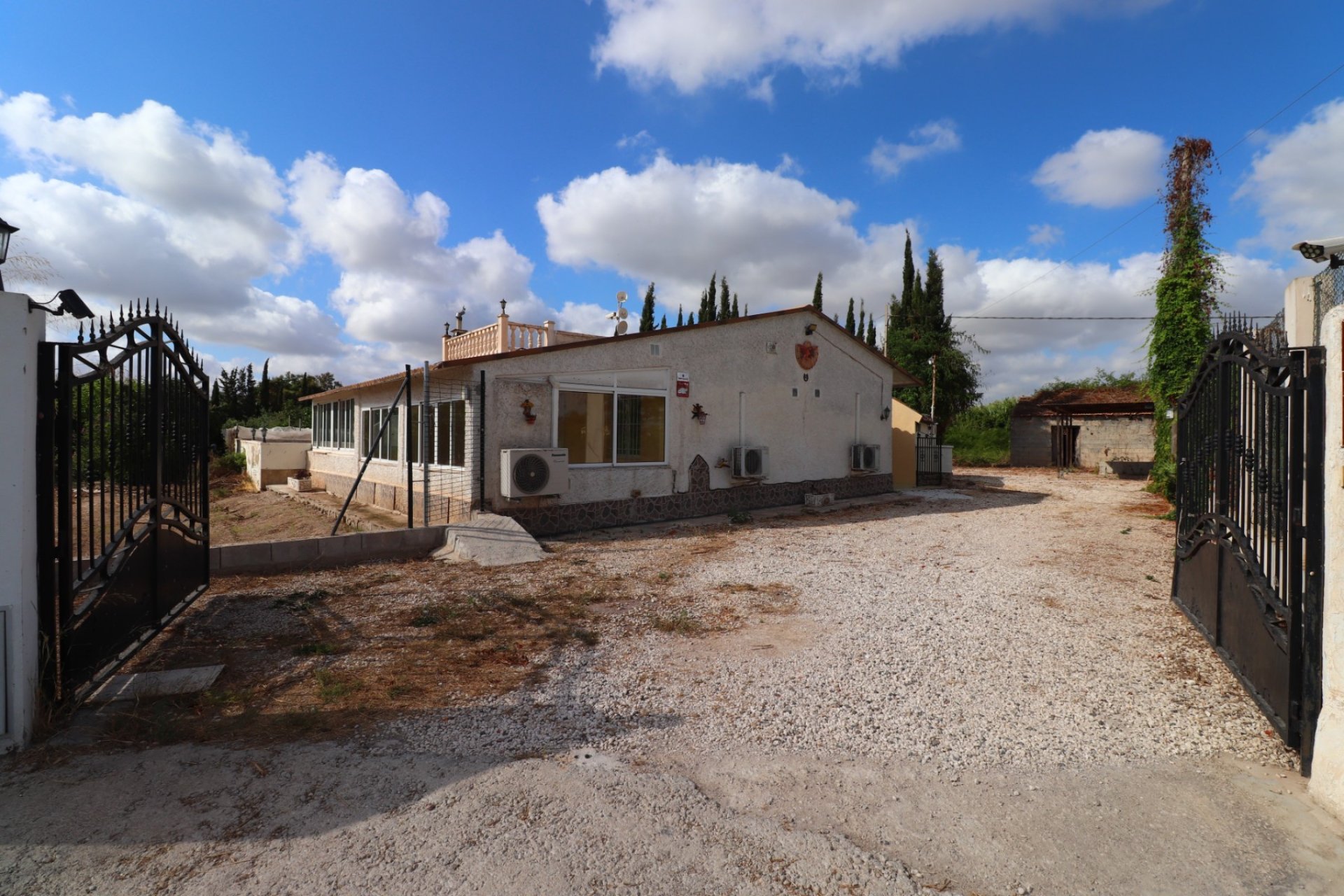 Resale - Villa - Heredades - Heredades - Country