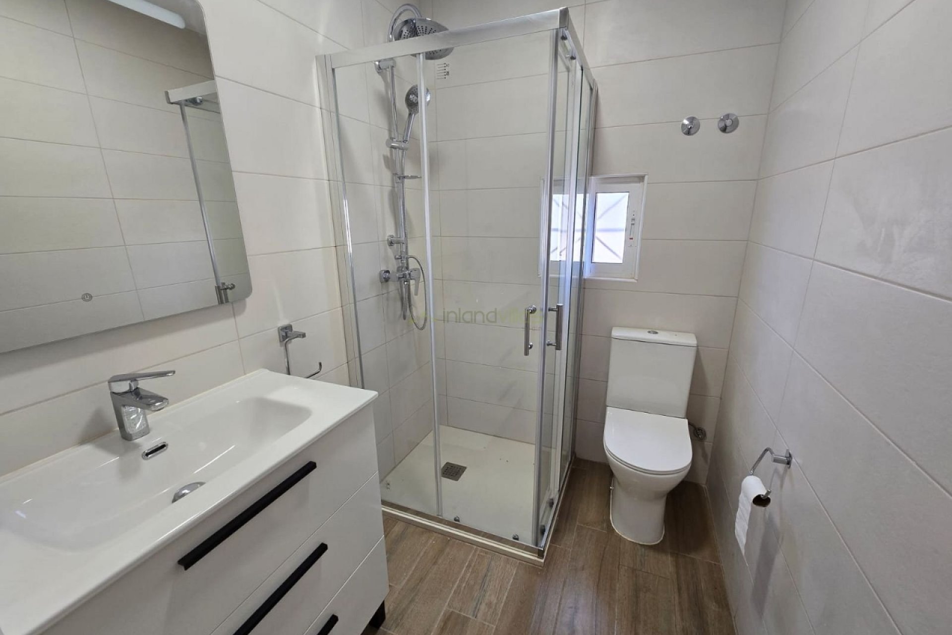 Resale - Villa - Hondón de las Nieves
