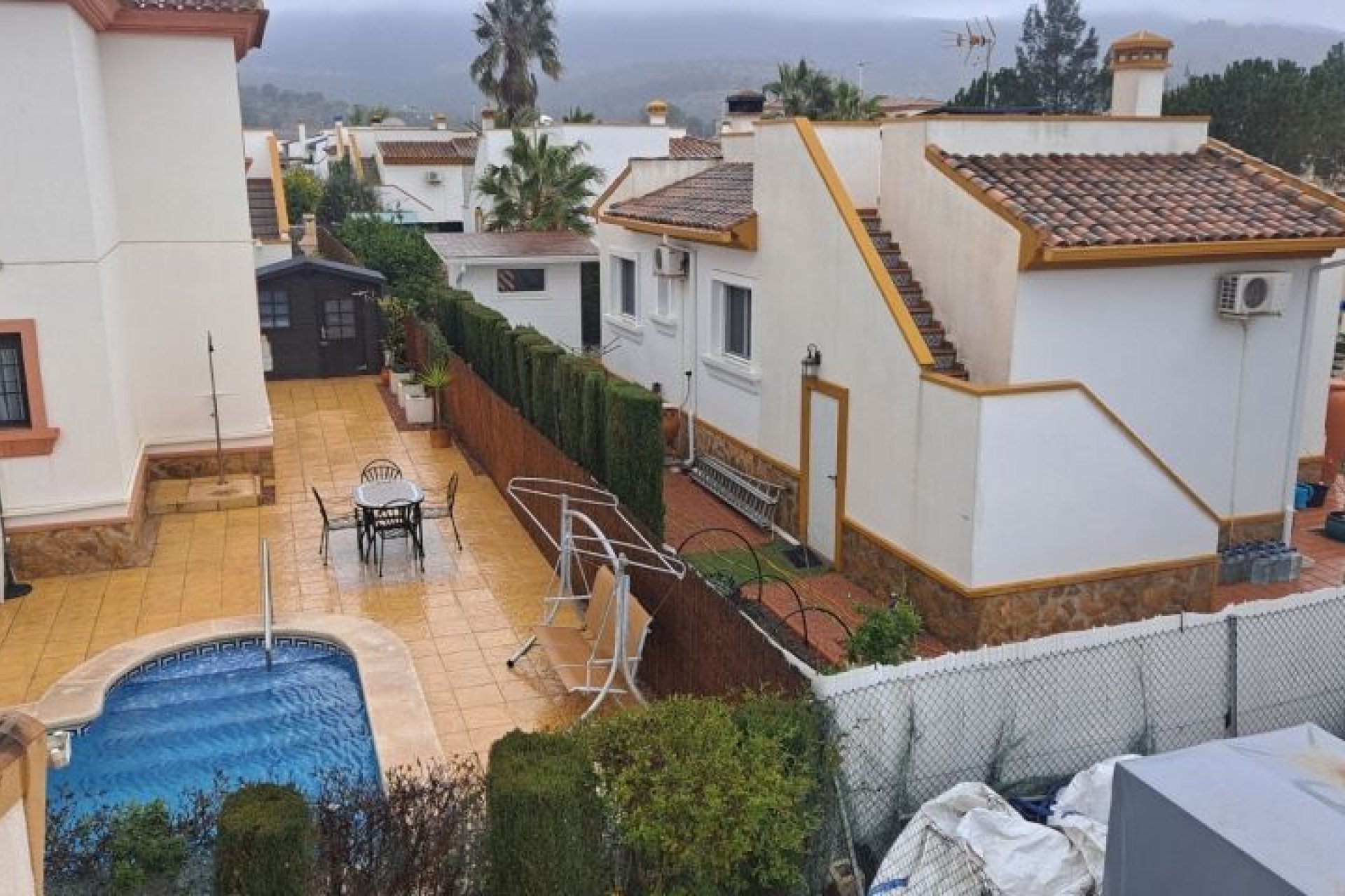 Resale - Villa - Hondón de las Nieves