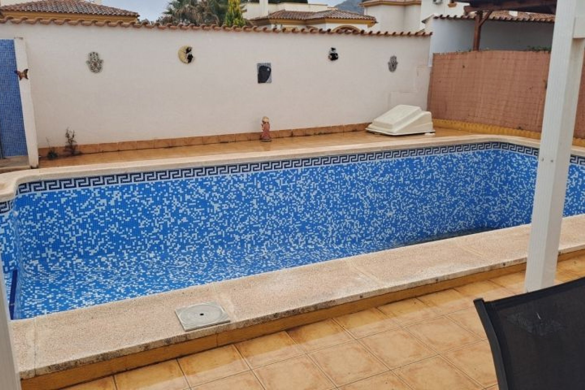 Resale - Villa - Hondón de las Nieves