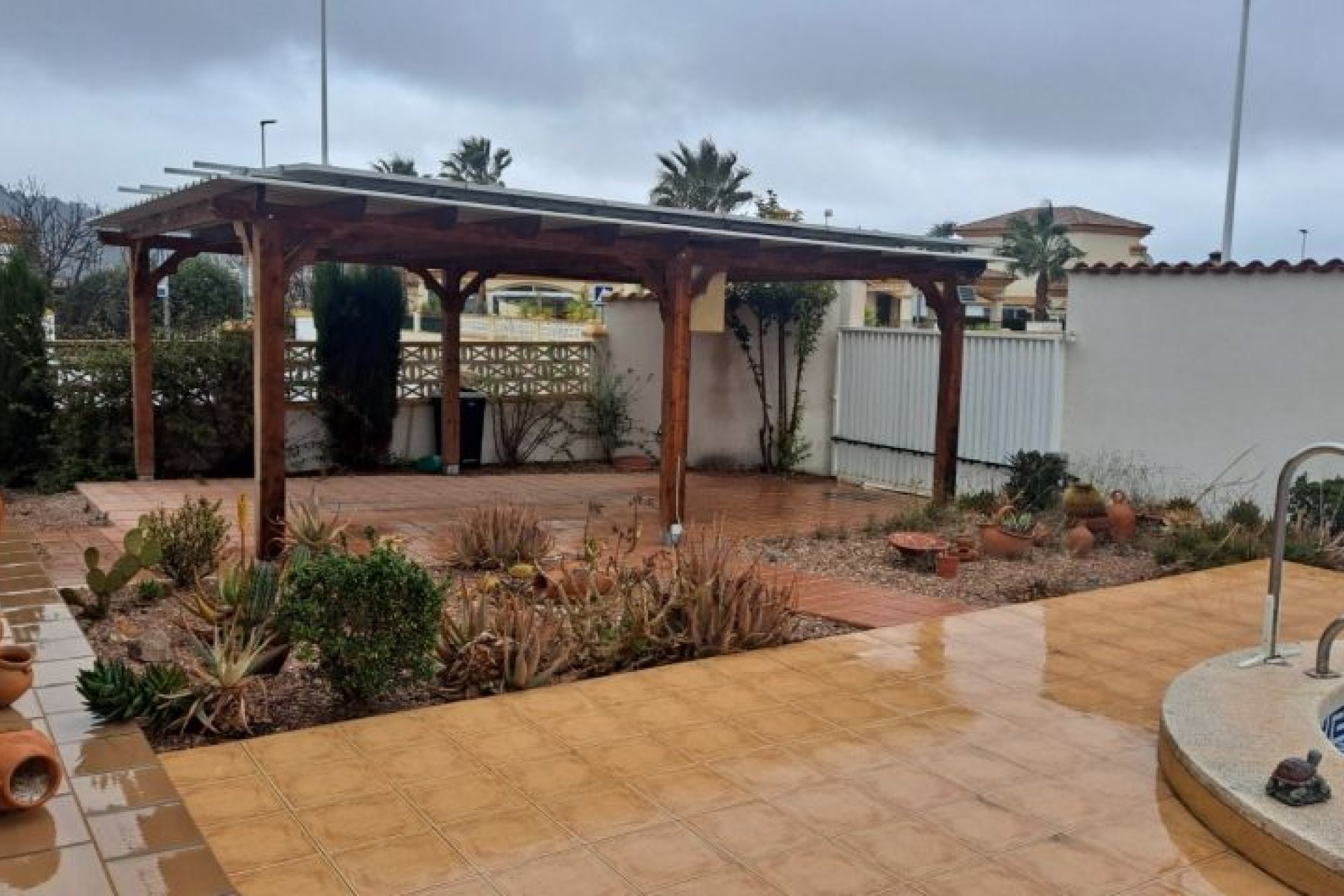 Resale - Villa - Hondón de las Nieves