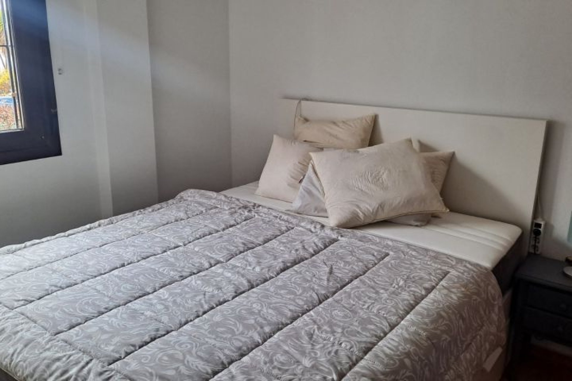 Resale - Villa - Hondón de las Nieves