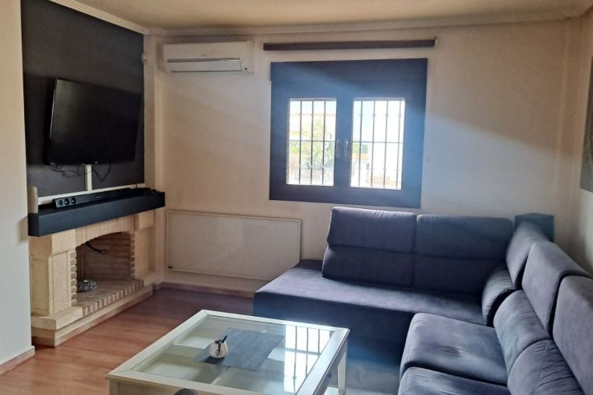 Resale - Villa - Hondón de las Nieves