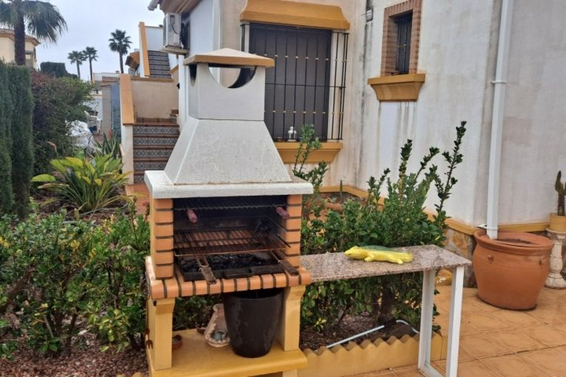 Resale - Villa - Hondón de las Nieves