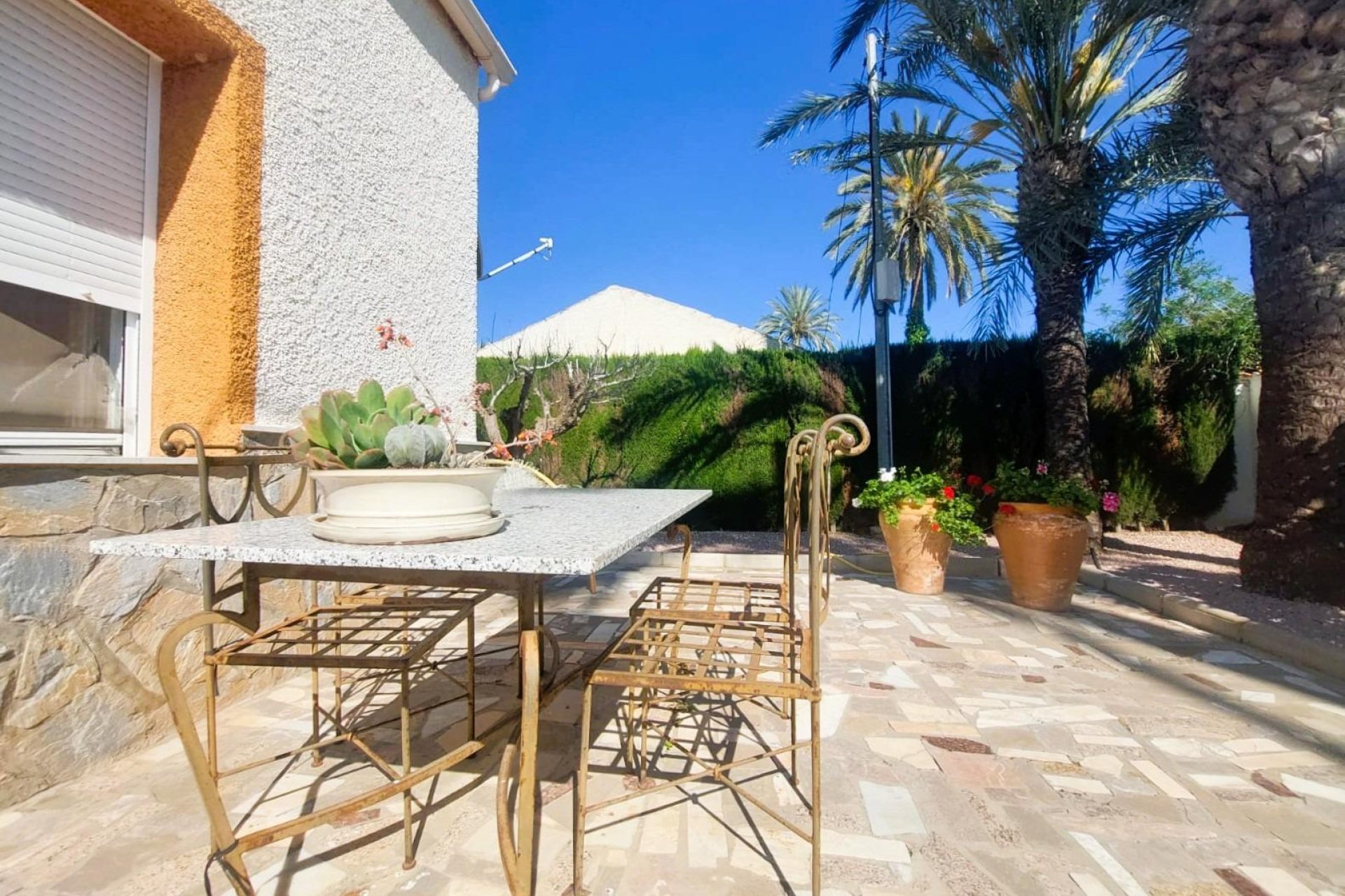 Resale - Villa - La Marina