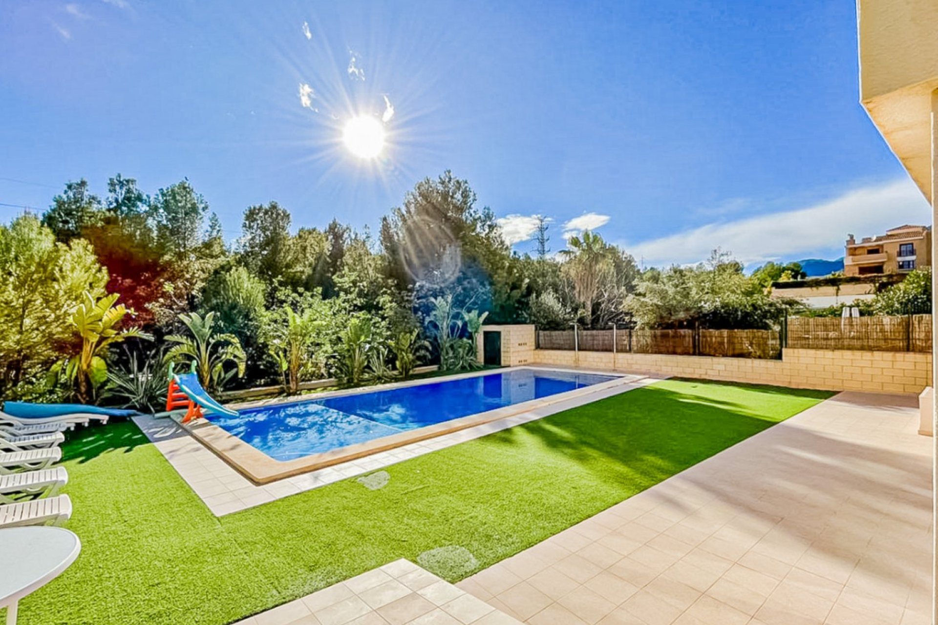 Resale - Villa - La Nucía - Montebello