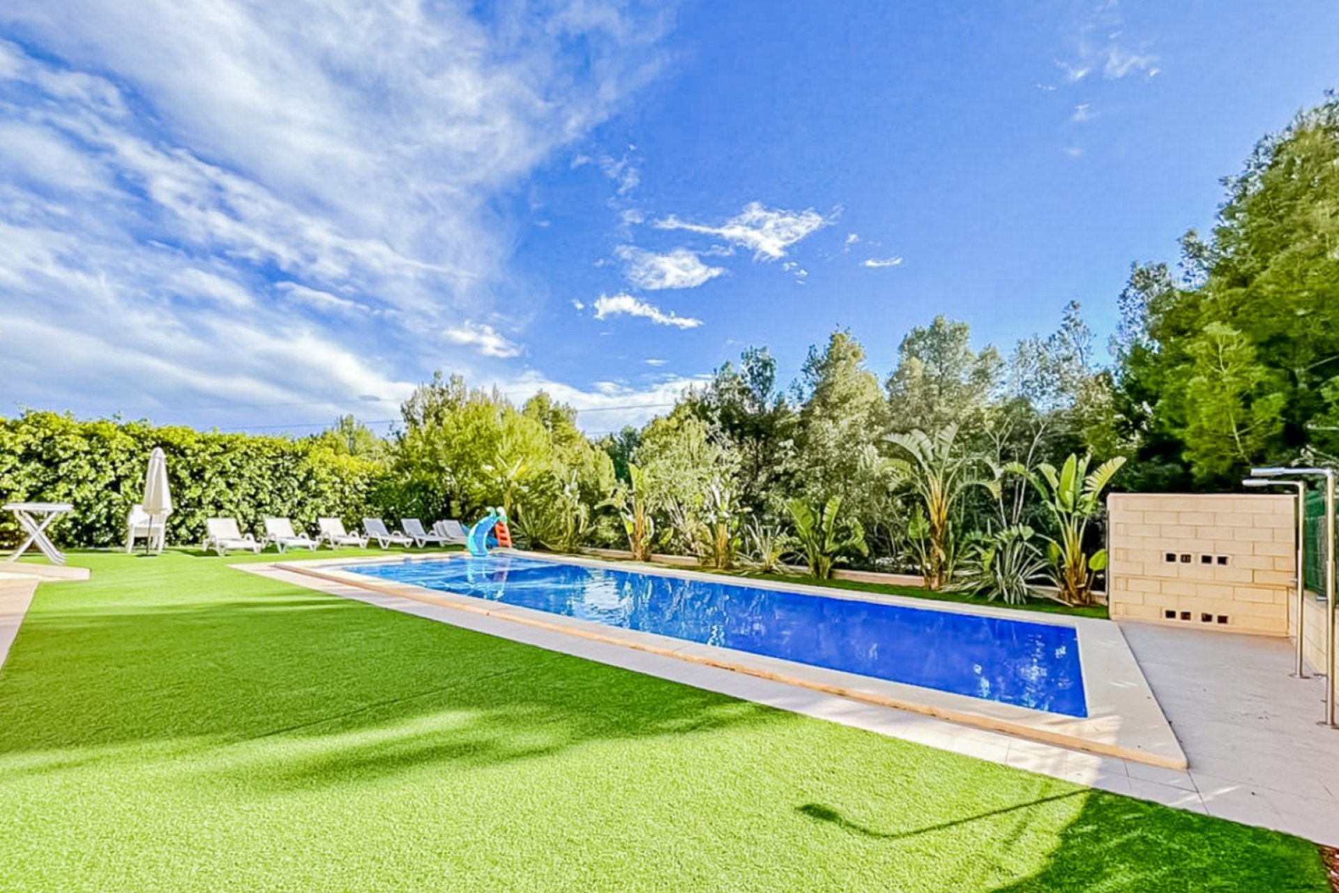 Resale - Villa - La Nucía - Montebello