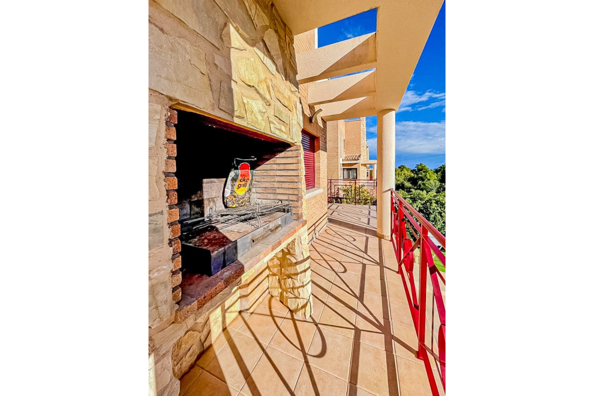 Resale - Villa - La Nucía - Montebello
