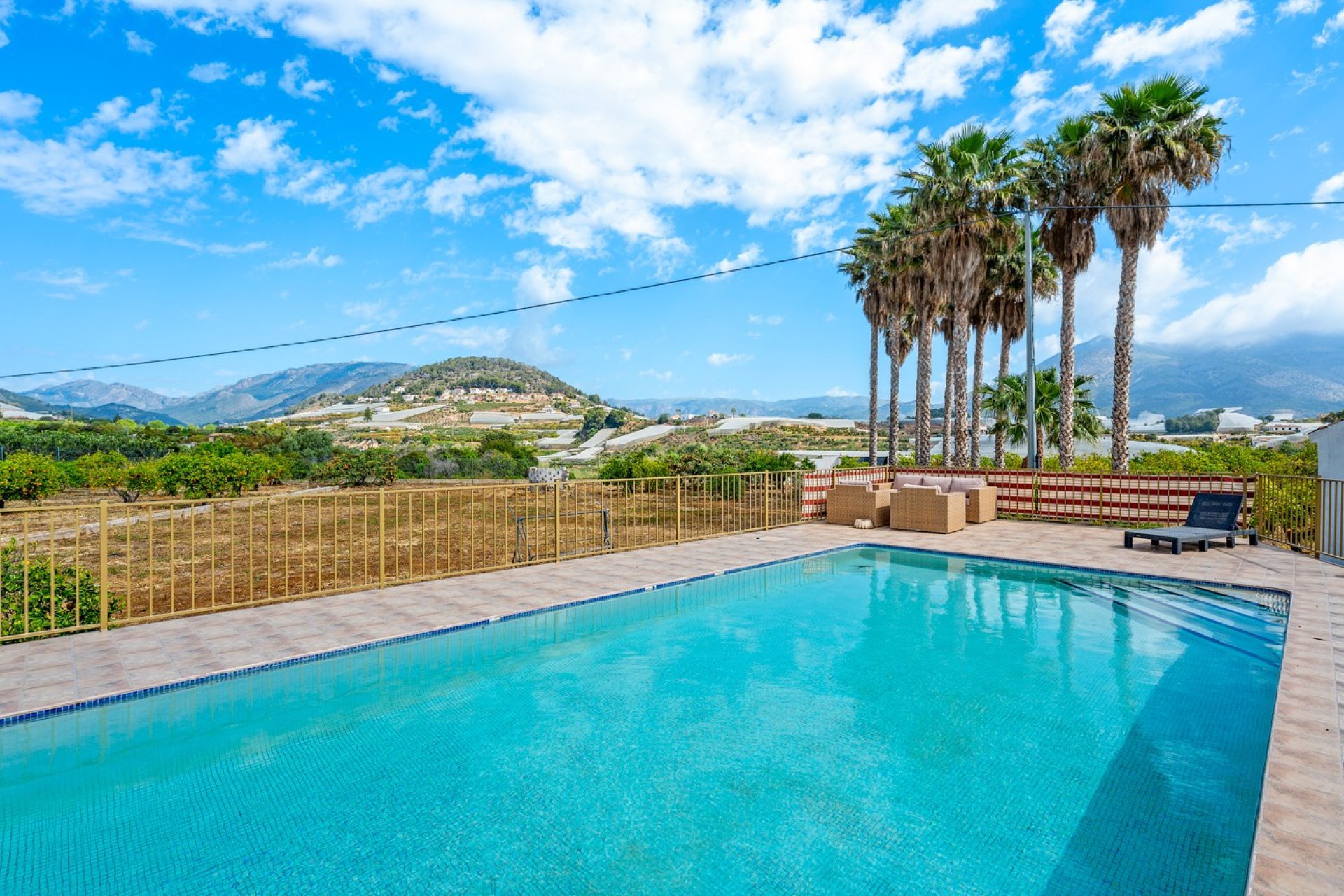 Resale - Villa - La Nucía