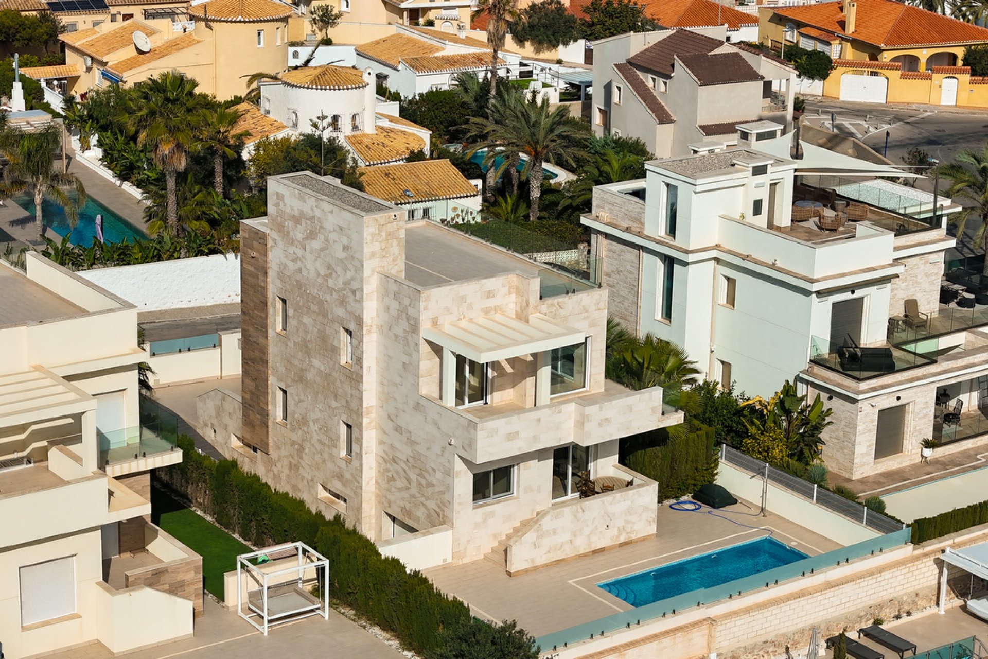 Resale - Villa - La Zenia