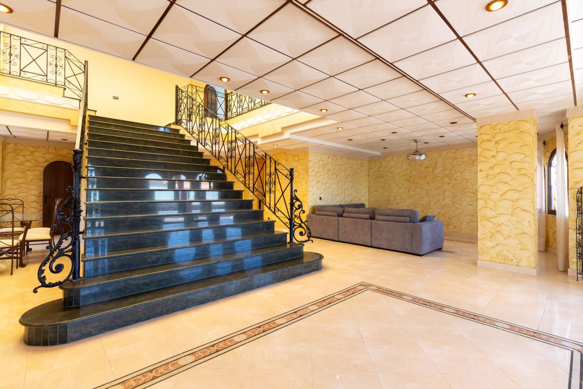 Resale - Villa - La Zenia