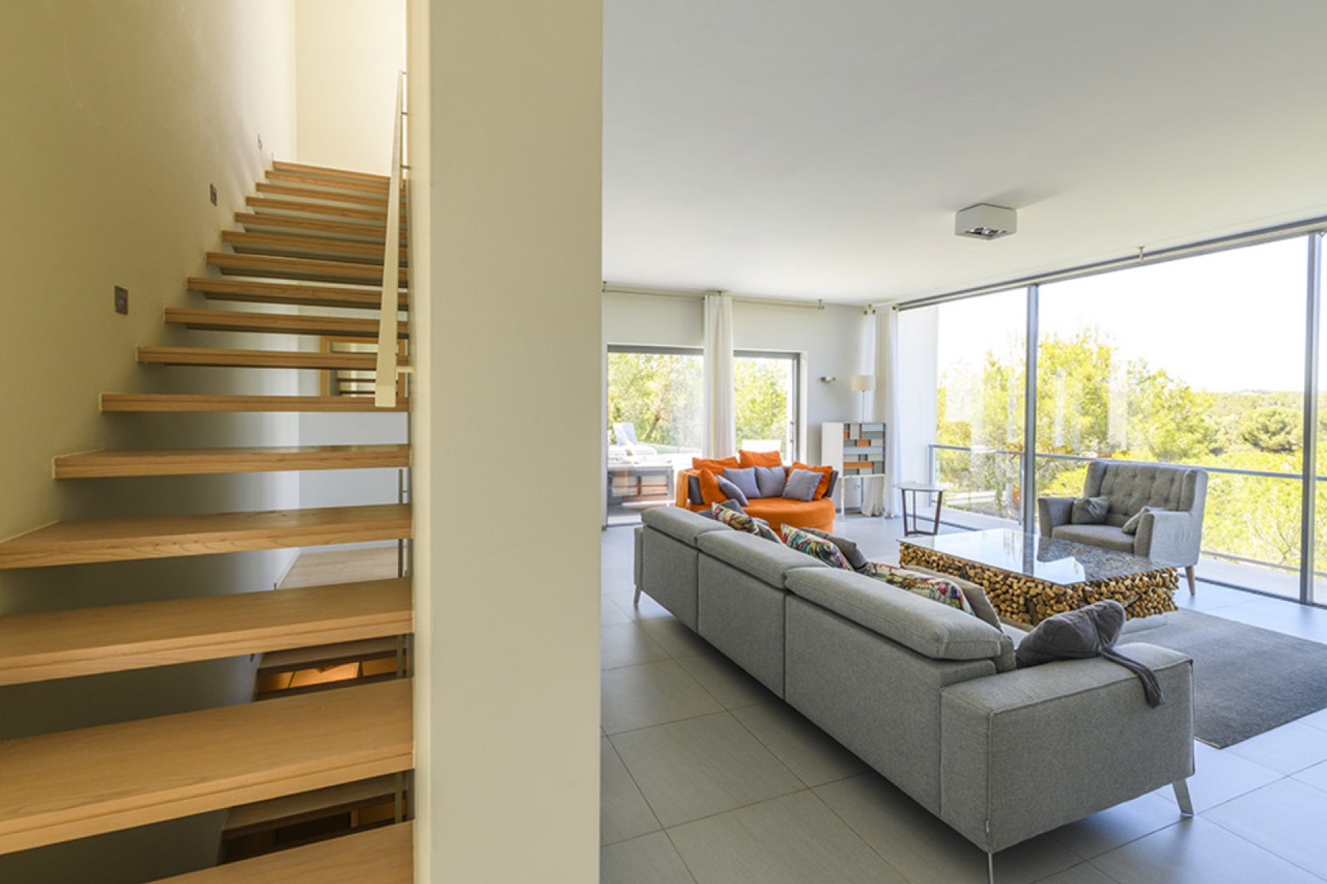 Resale - Villa - Las Colinas Golf Resort