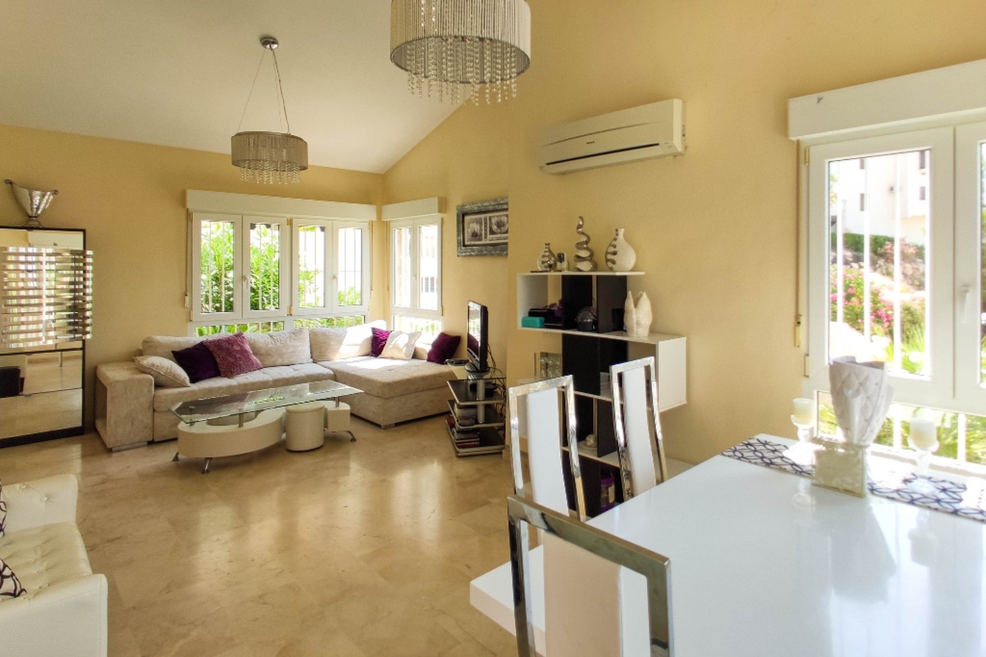 Resale - Villa - Las Ramblas