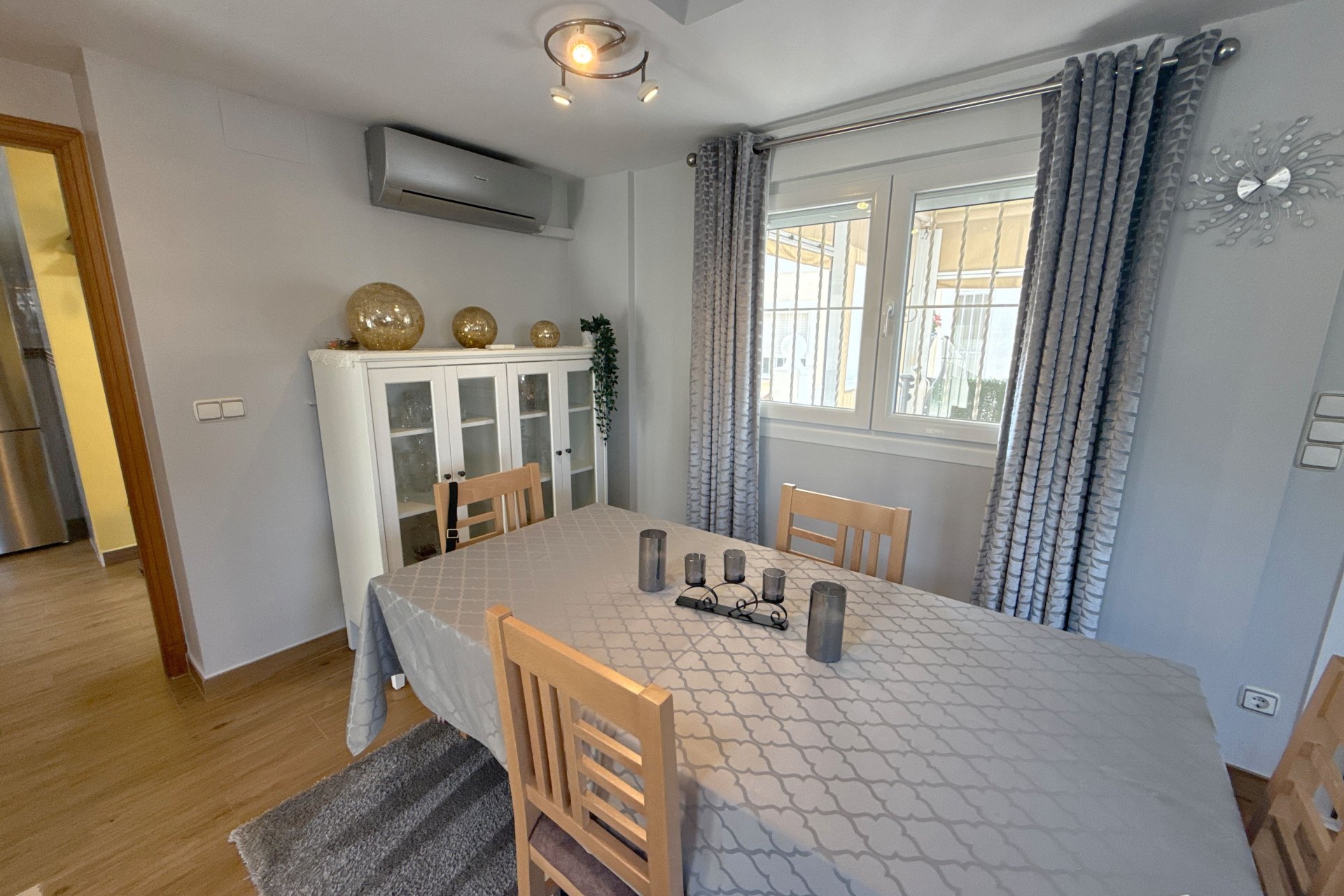 Resale - Villa - Lomas de Cabo Roig