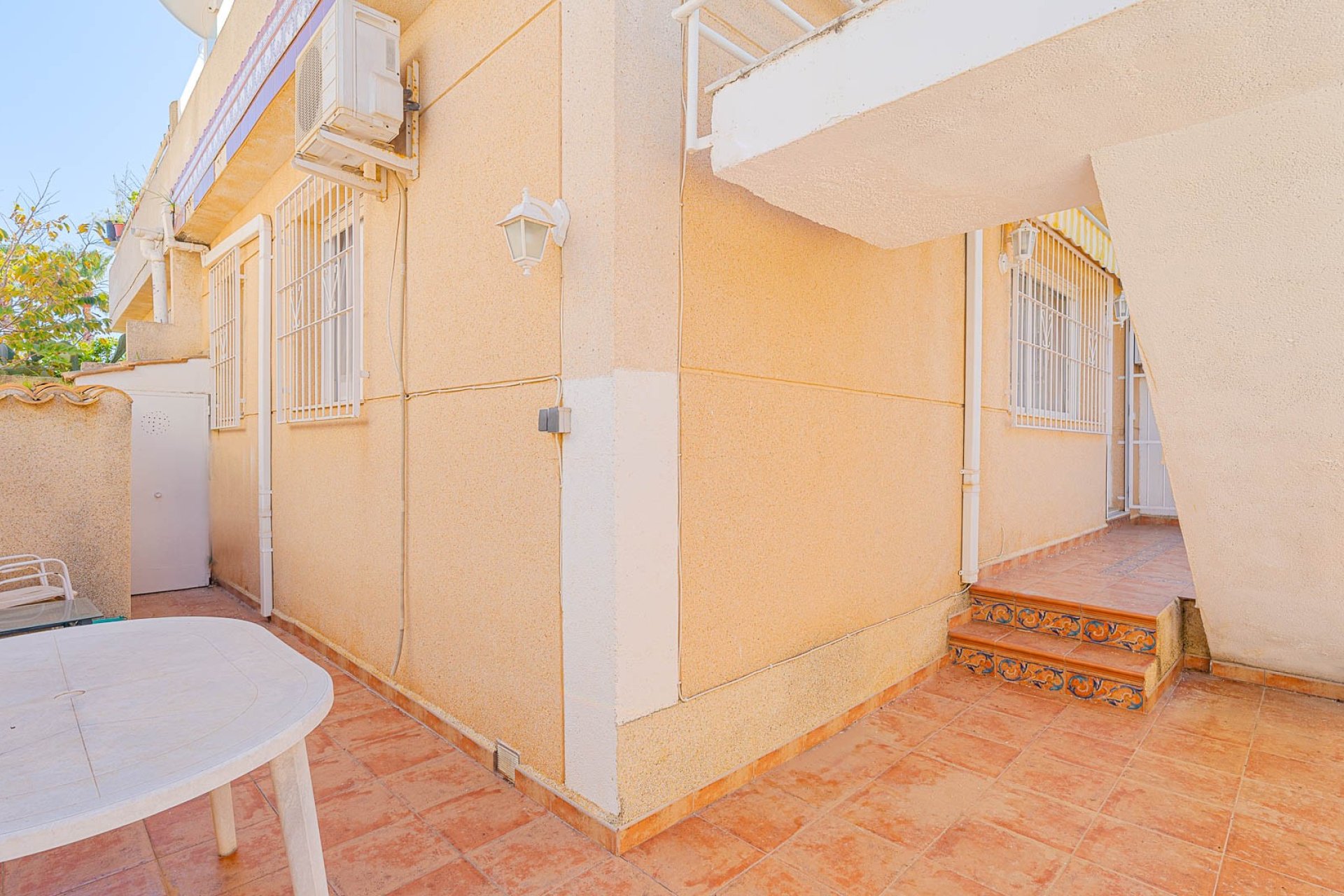 Resale - Villa - Los Altos