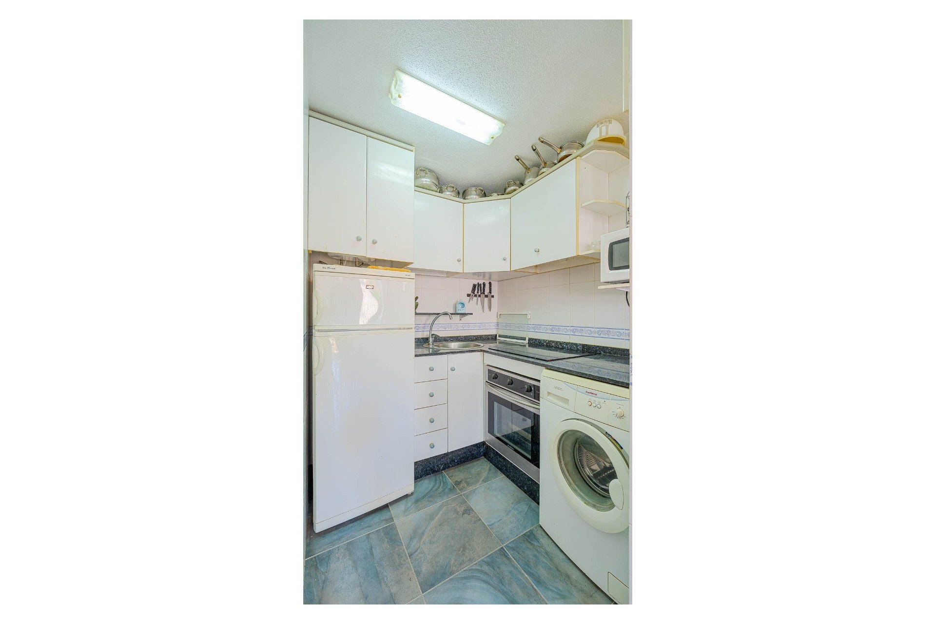 Resale - Villa - Los Altos
