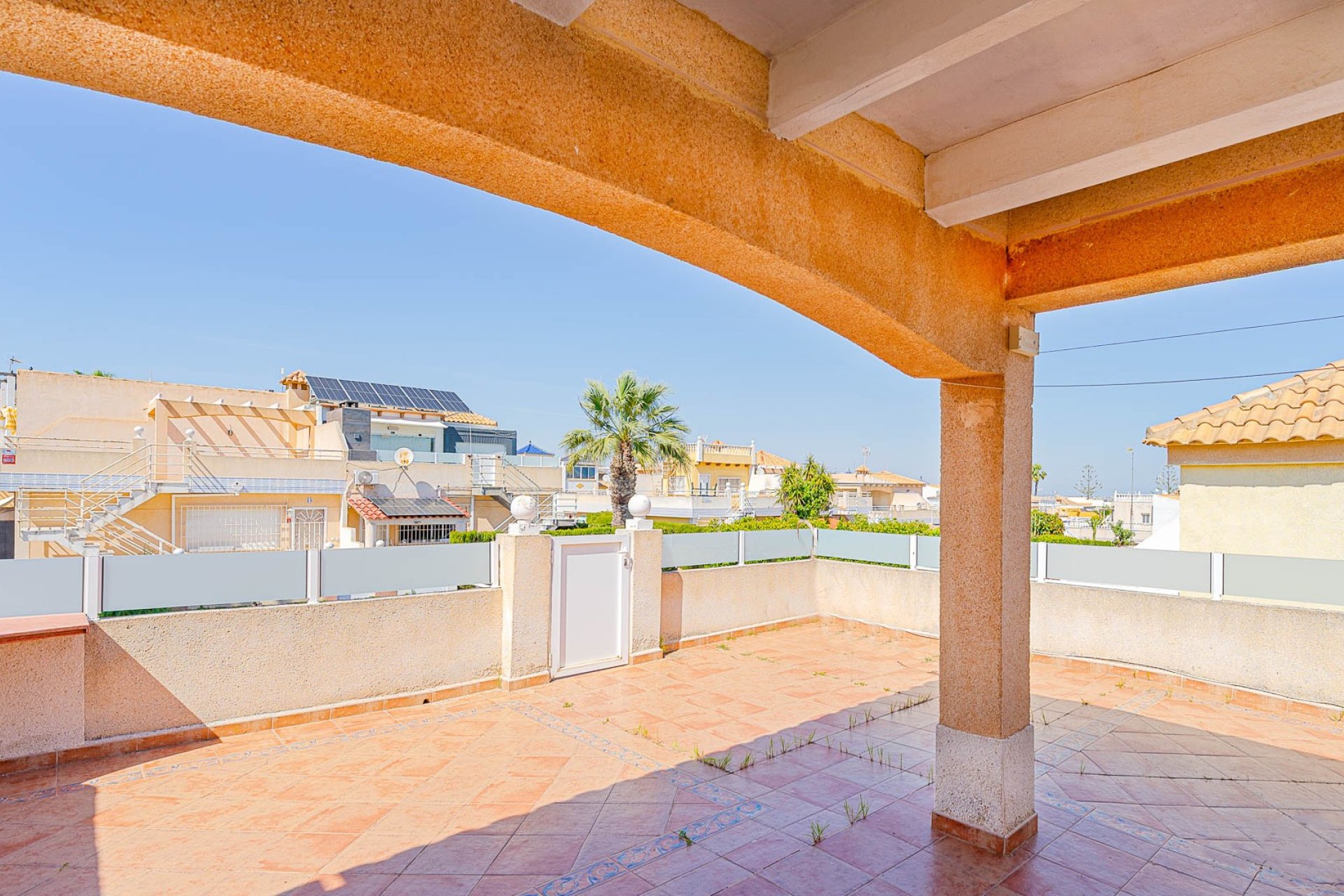 Resale - Villa - Los Altos