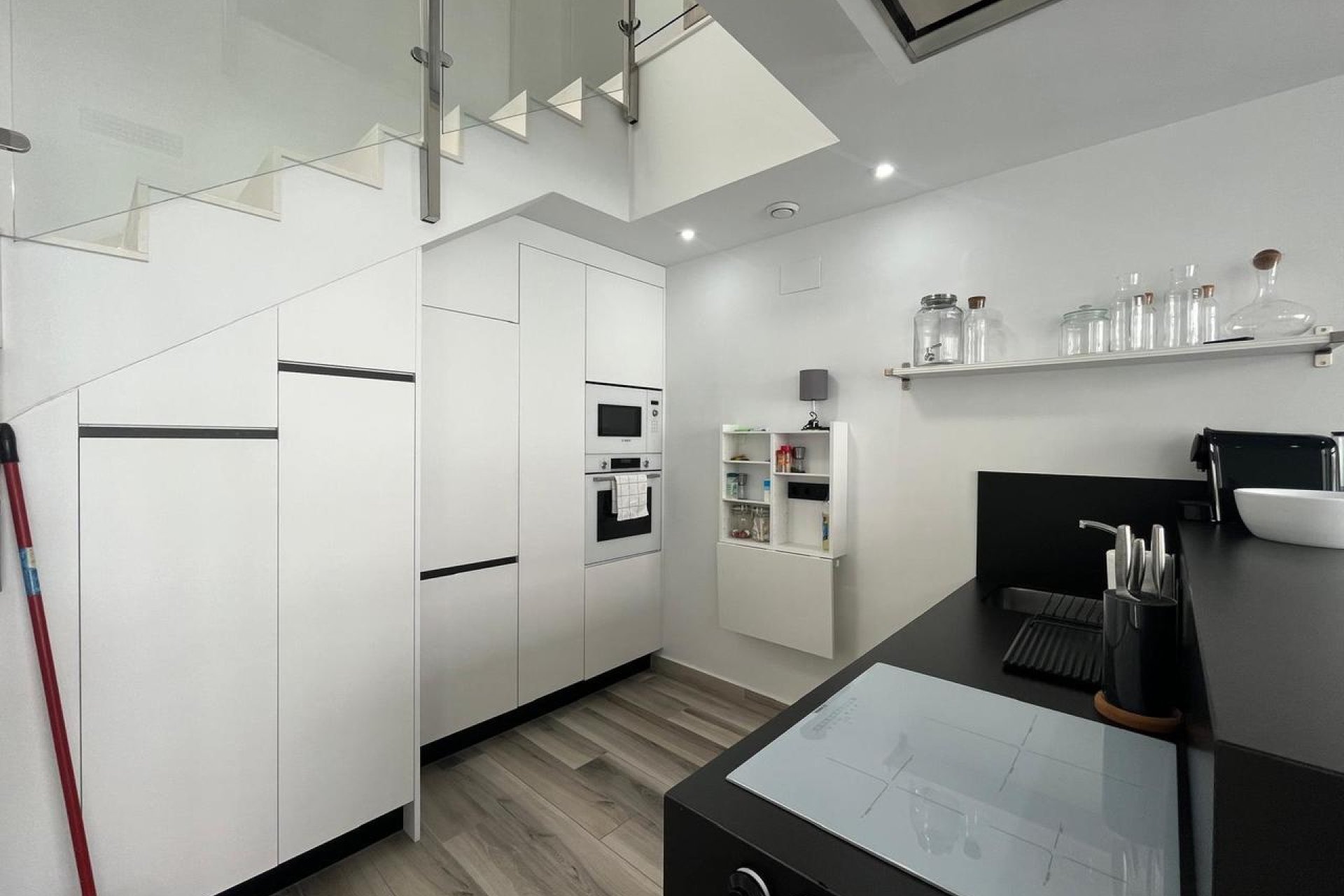 Resale - Villa - Los Altos