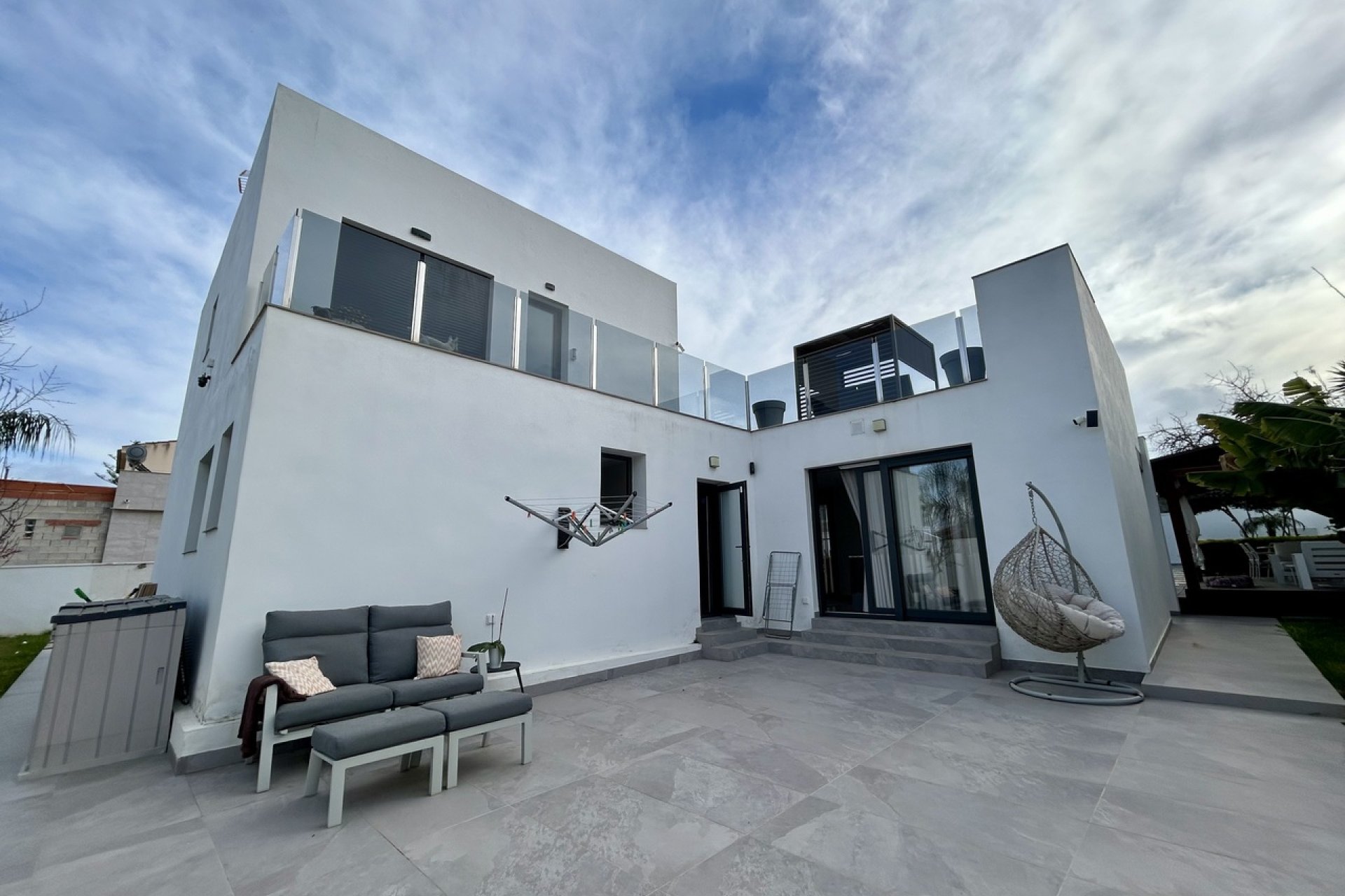 Resale - Villa - Los Balcones