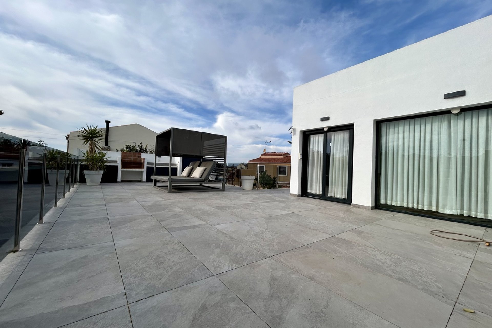 Resale - Villa - Los Balcones