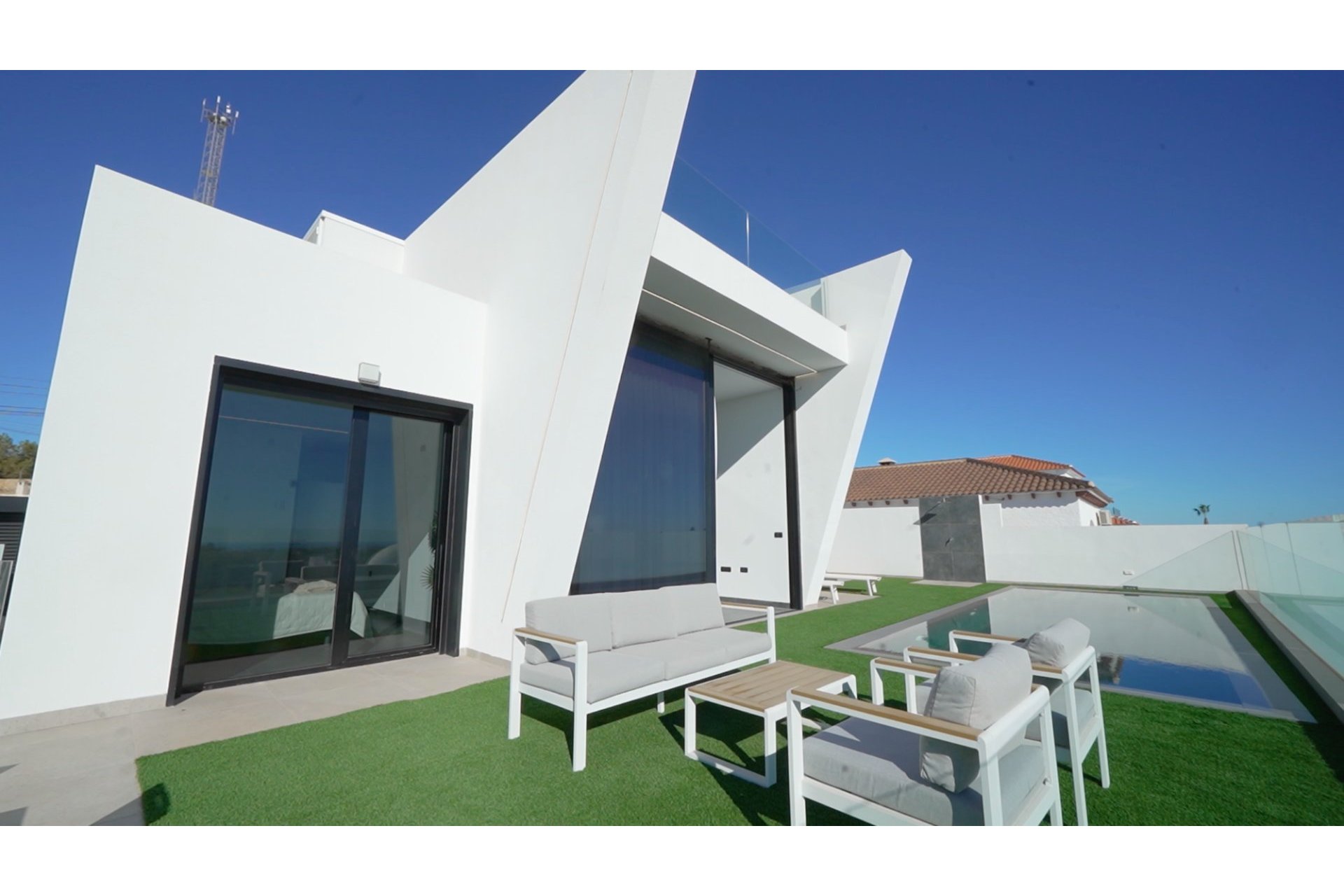 Resale - Villa - Los Balcones
