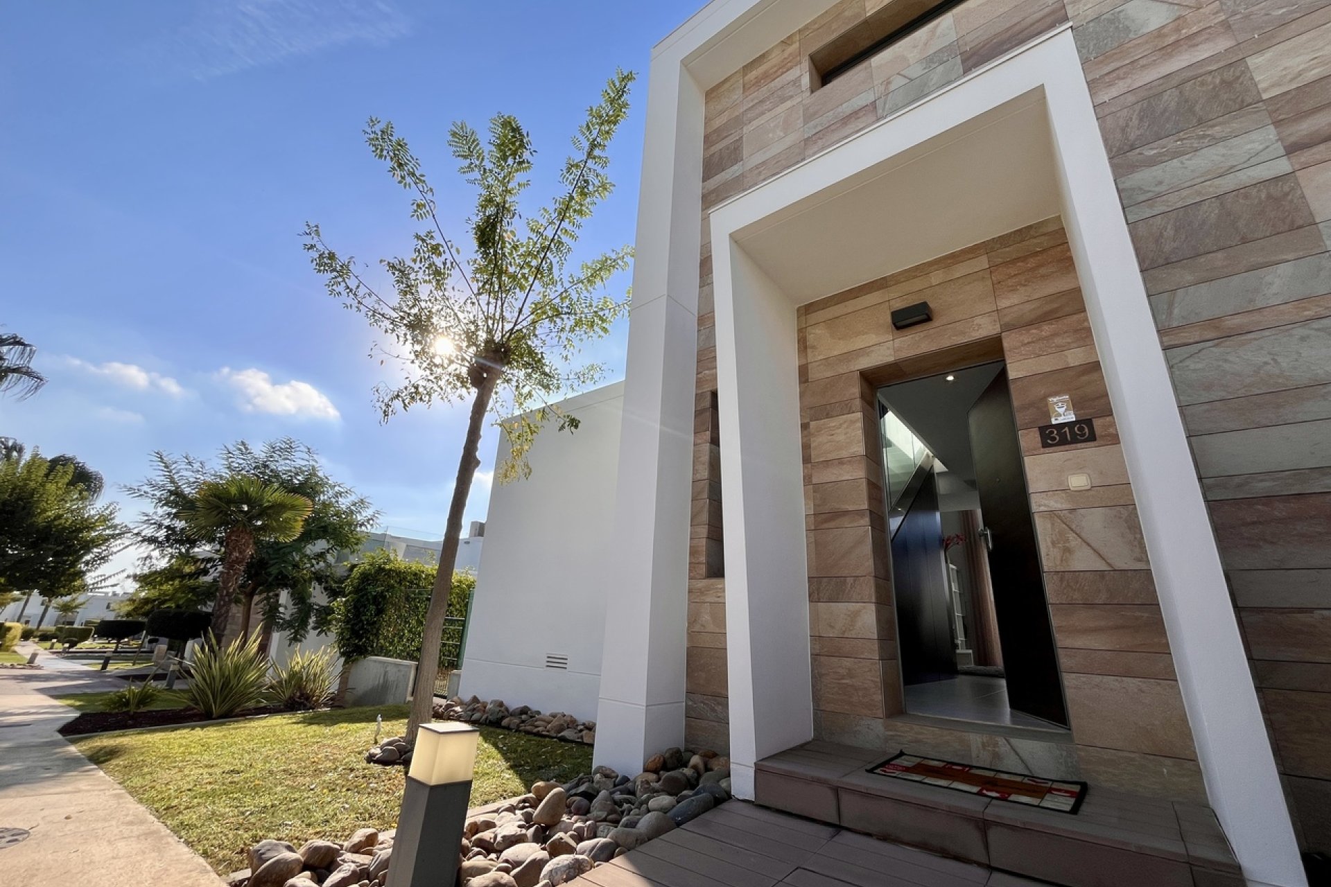 Resale - Villa - Los Dolses