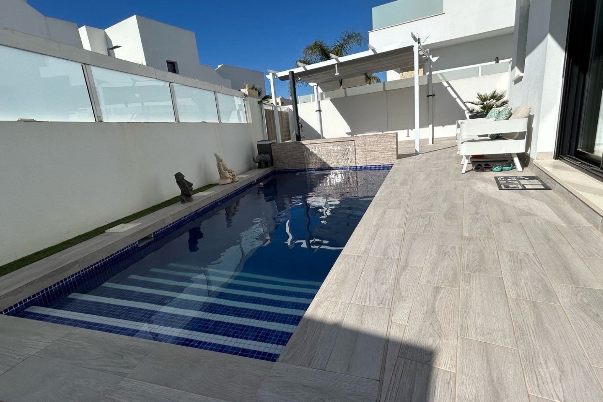 Resale - Villa - Los Montesinos - La Herrada