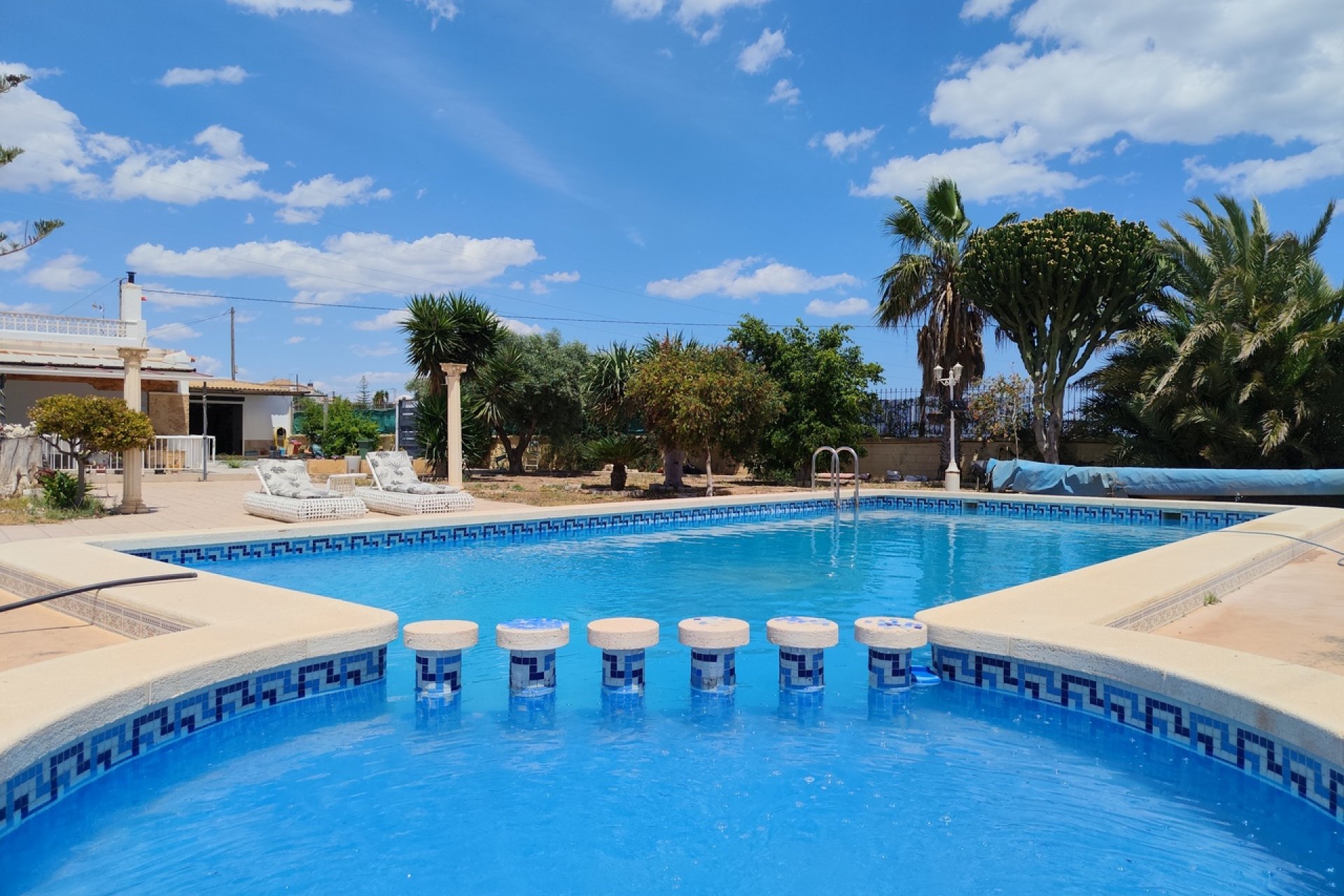 Resale - Villa - Los Montesinos
