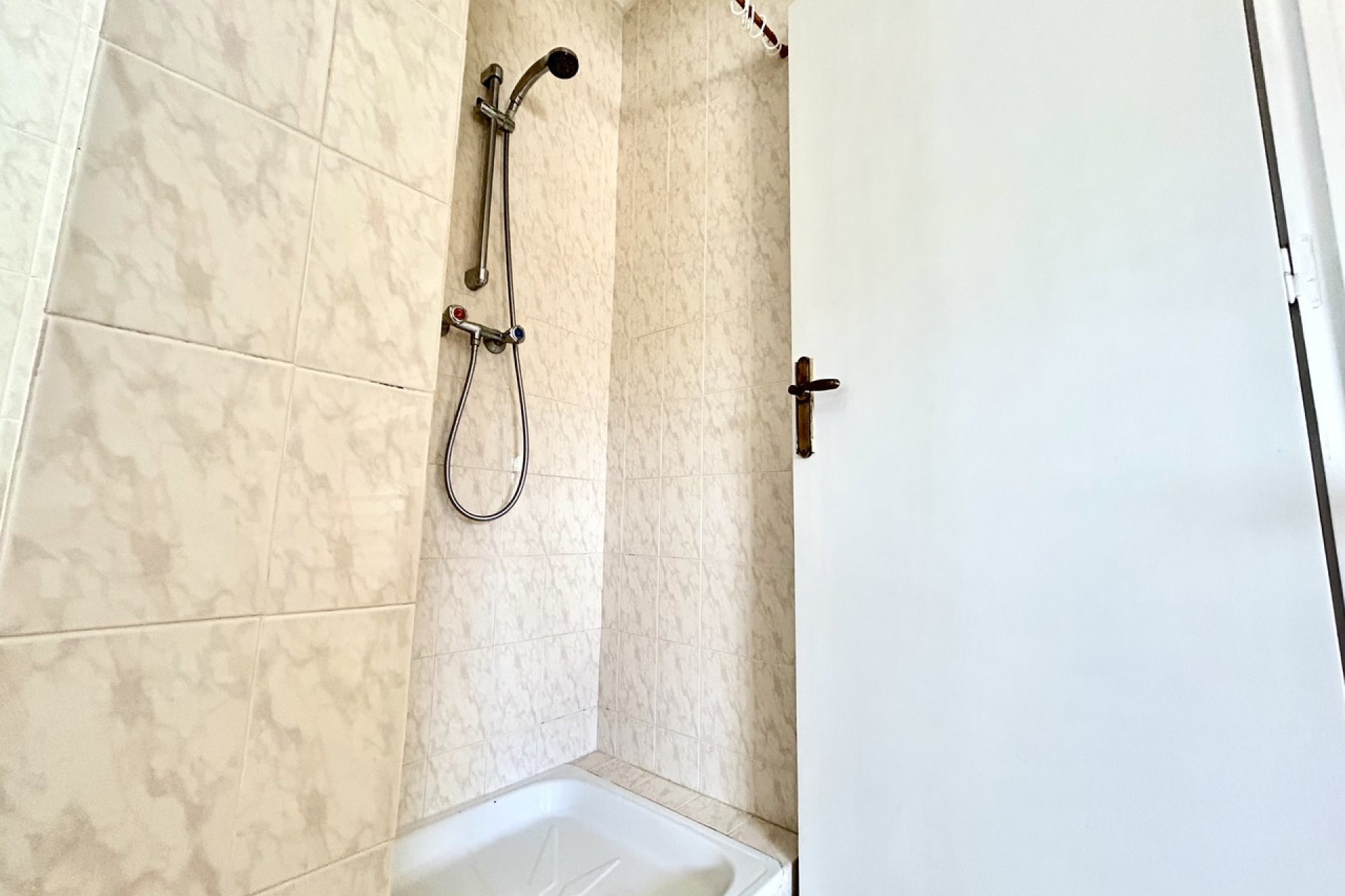 Resale - Villa - Los Montesinos