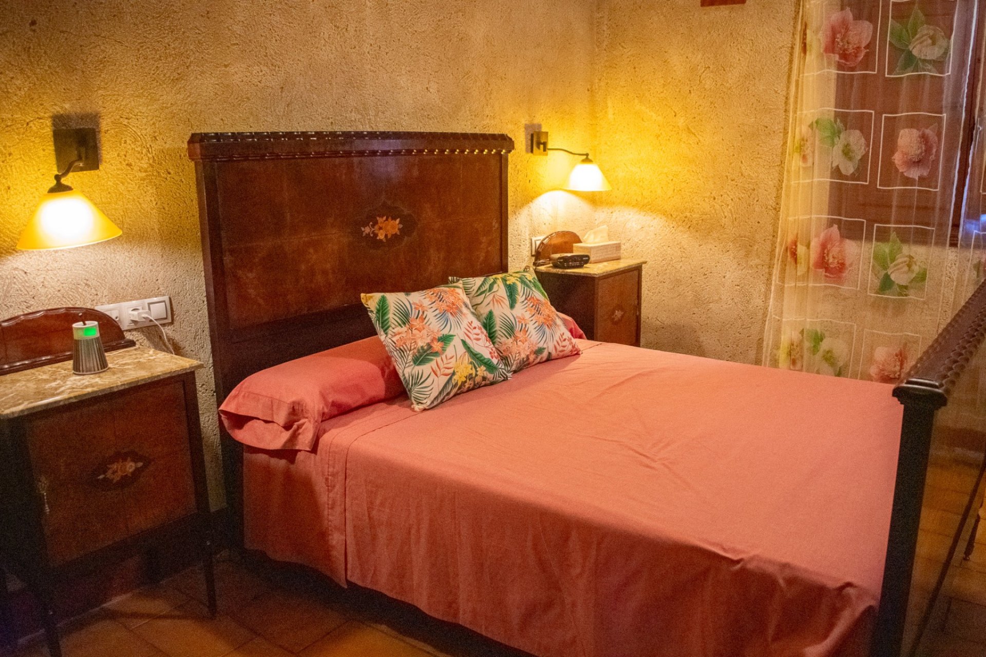 Resale - Villa - Onil