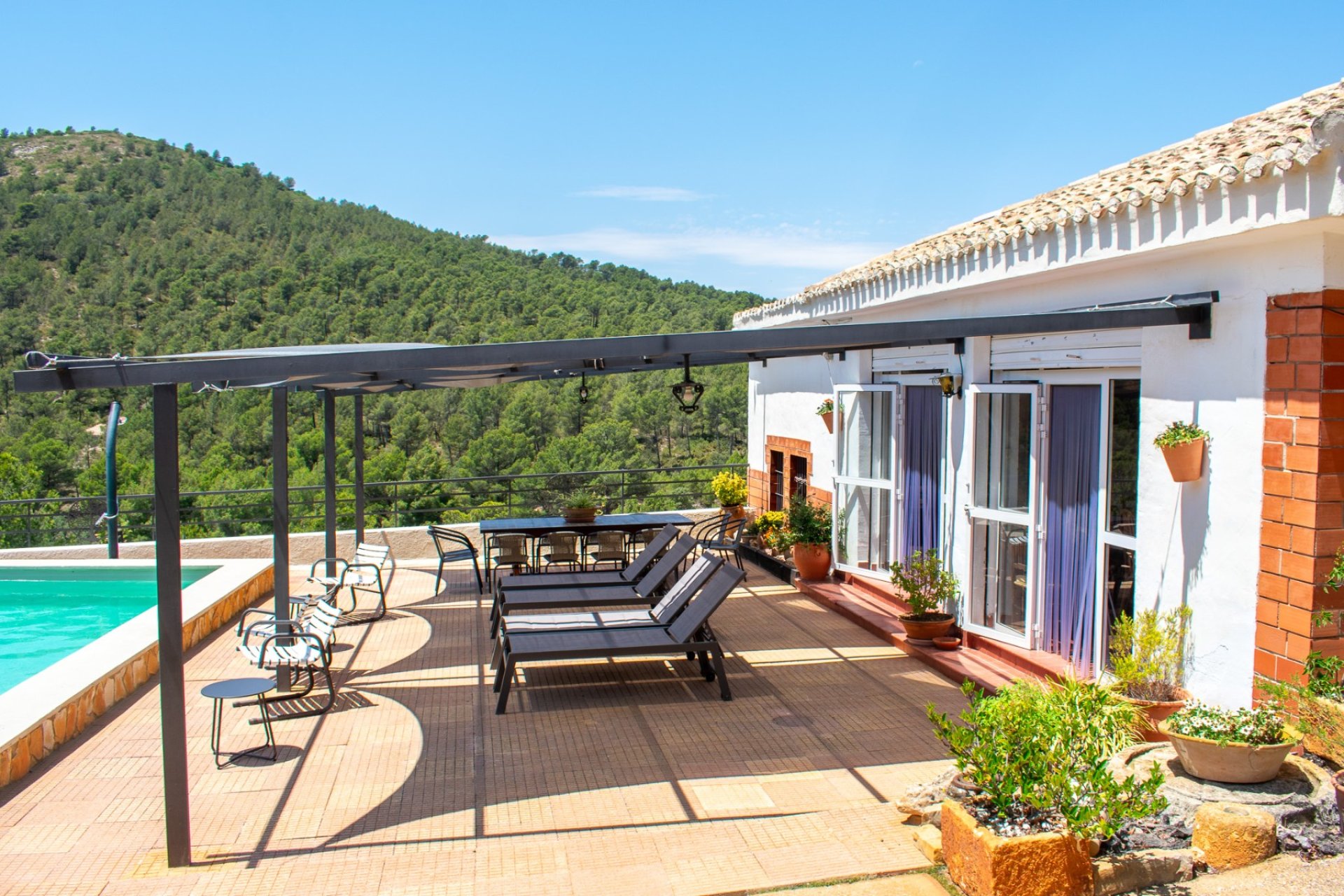 Resale - Villa - Onil