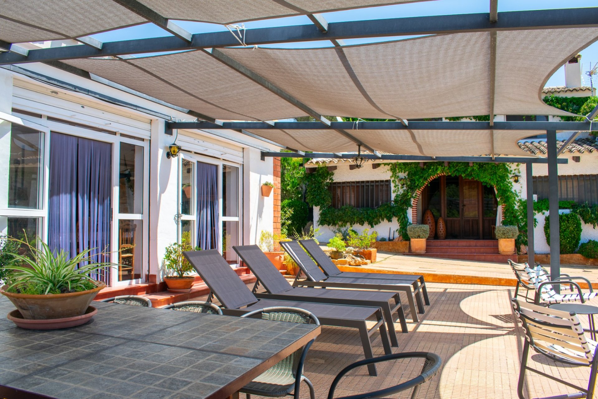 Resale - Villa - Onil