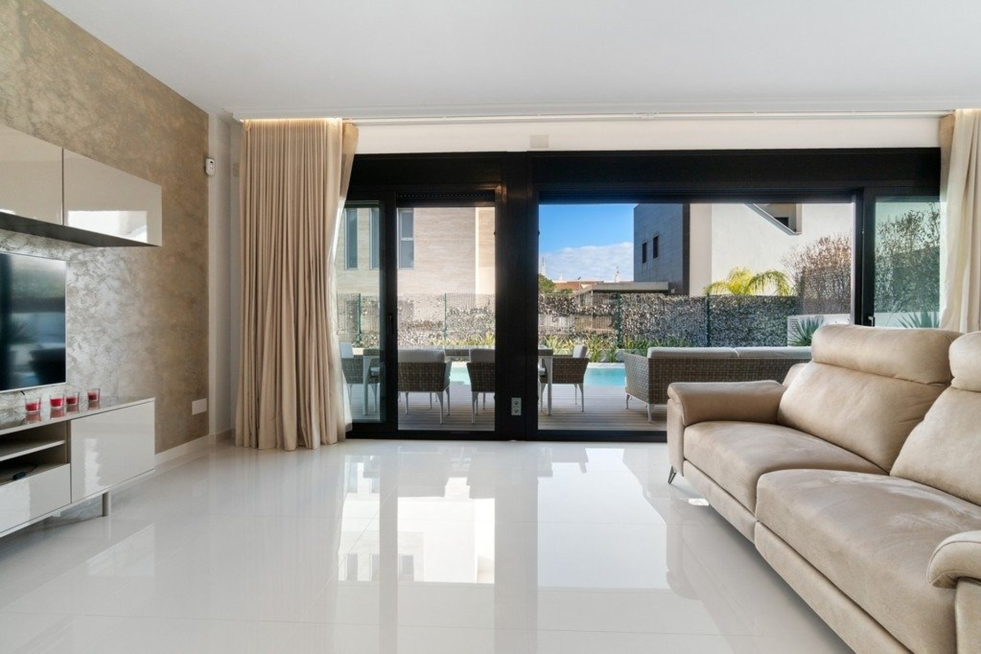 Resale - Villa - Orihuela Costa - Agua Marina