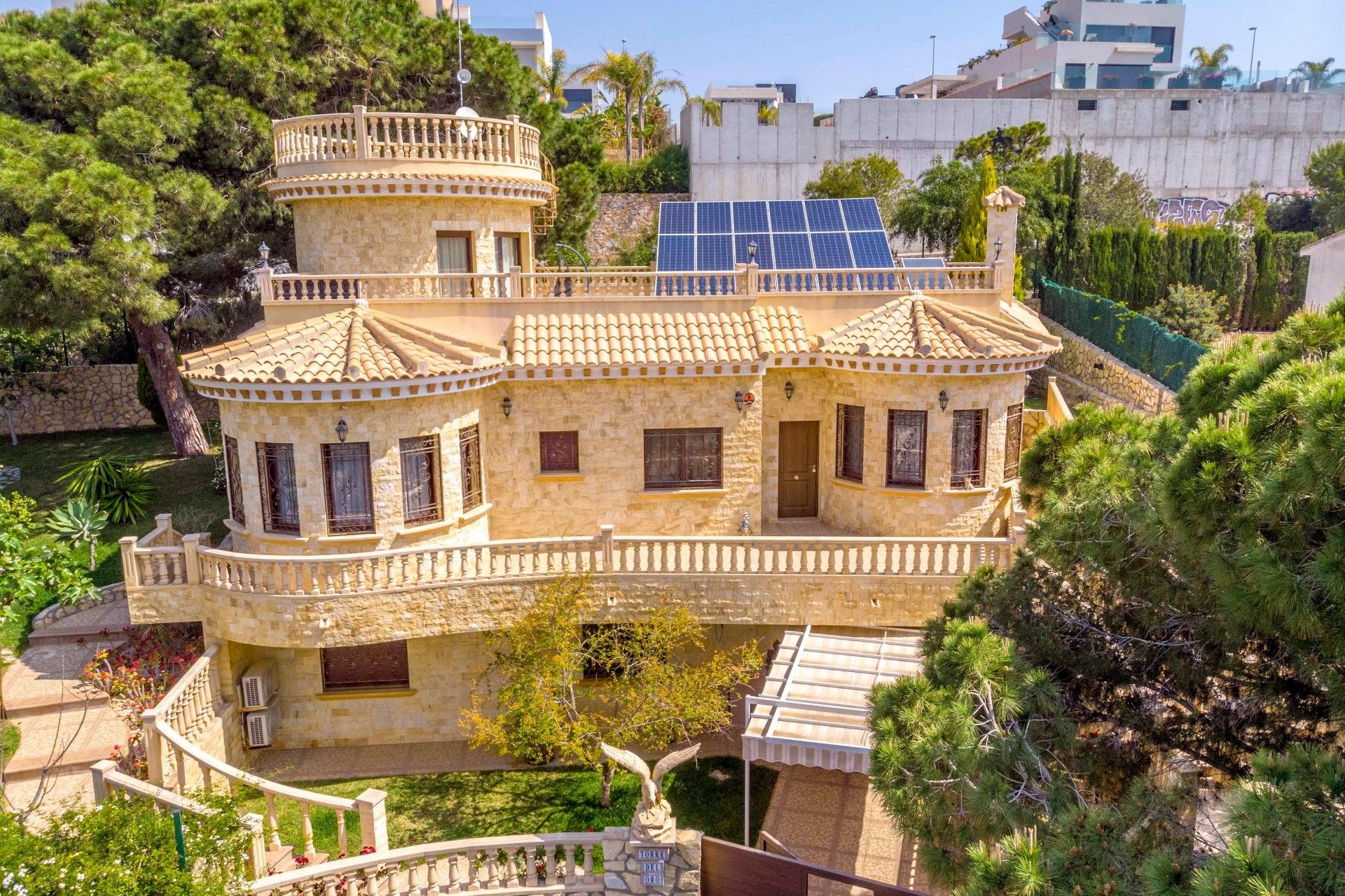 Resale - Villa - Orihuela Costa - Campoamor