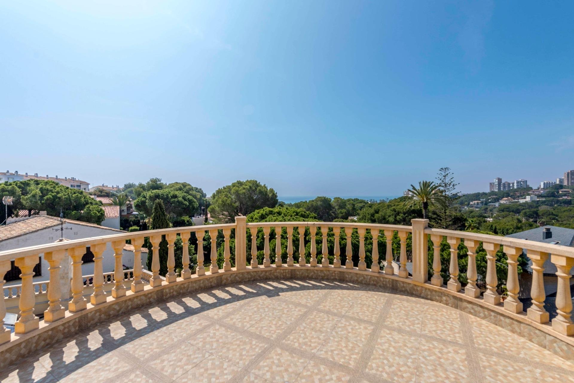 Resale - Villa - Orihuela Costa - Campoamor