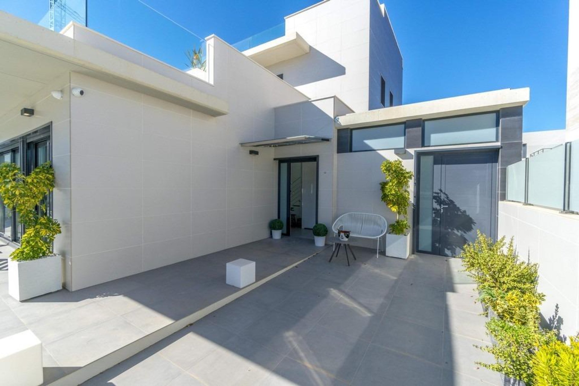 Resale - Villa - Orihuela Costa - Campoamor