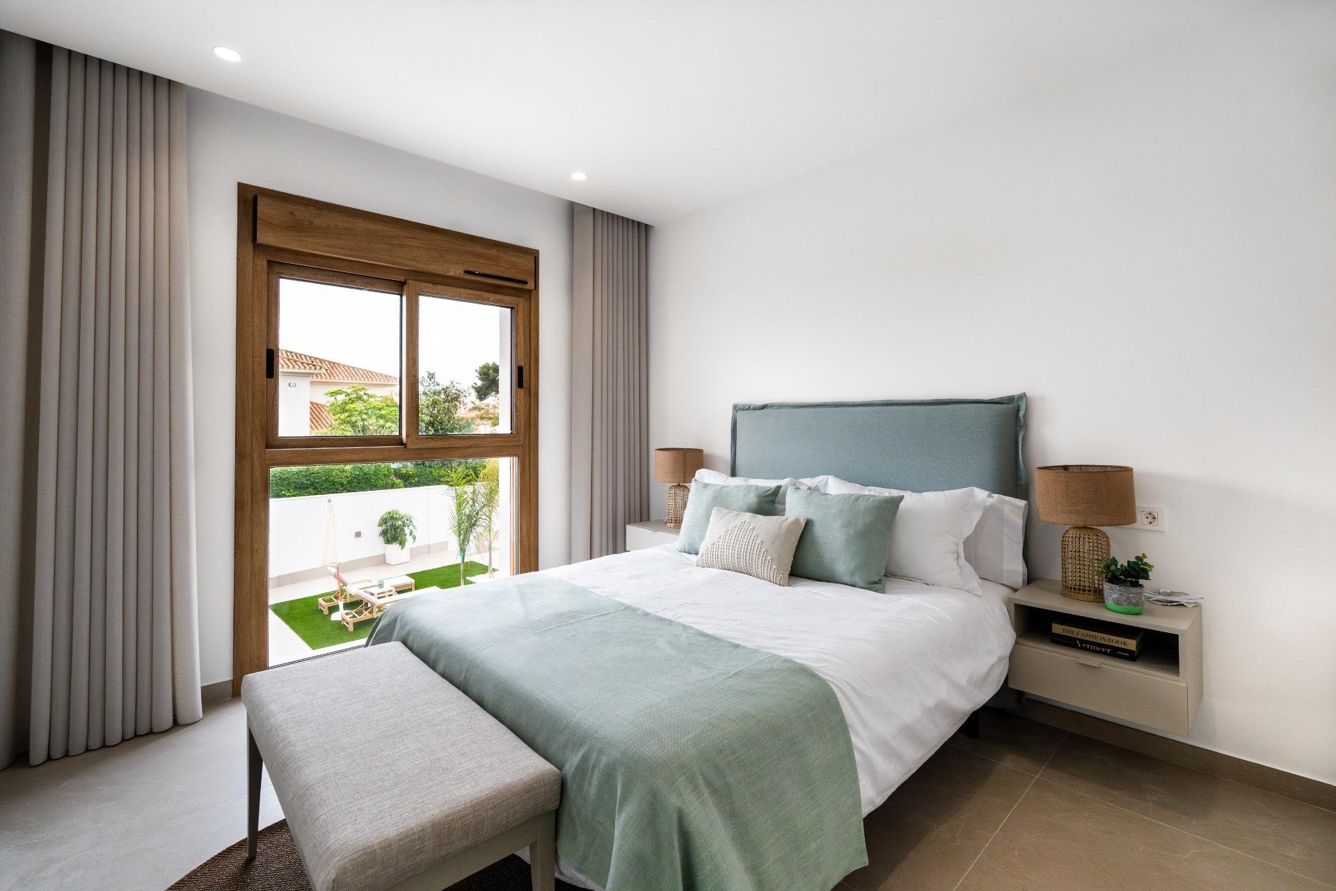 Resale - Villa - Orihuela Costa - Campoamor