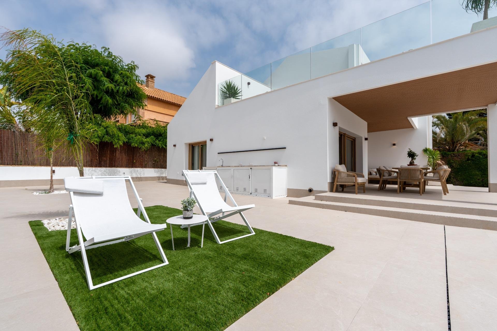 Resale - Villa - Orihuela Costa - Campoamor