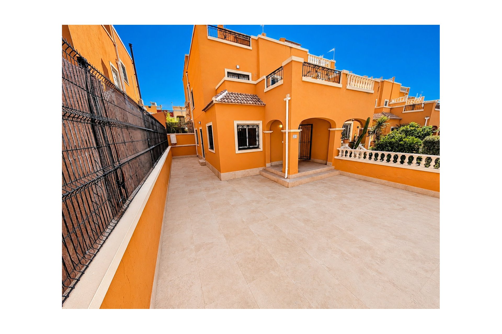Resale - Villa - Orihuela Costa - Dream Hills