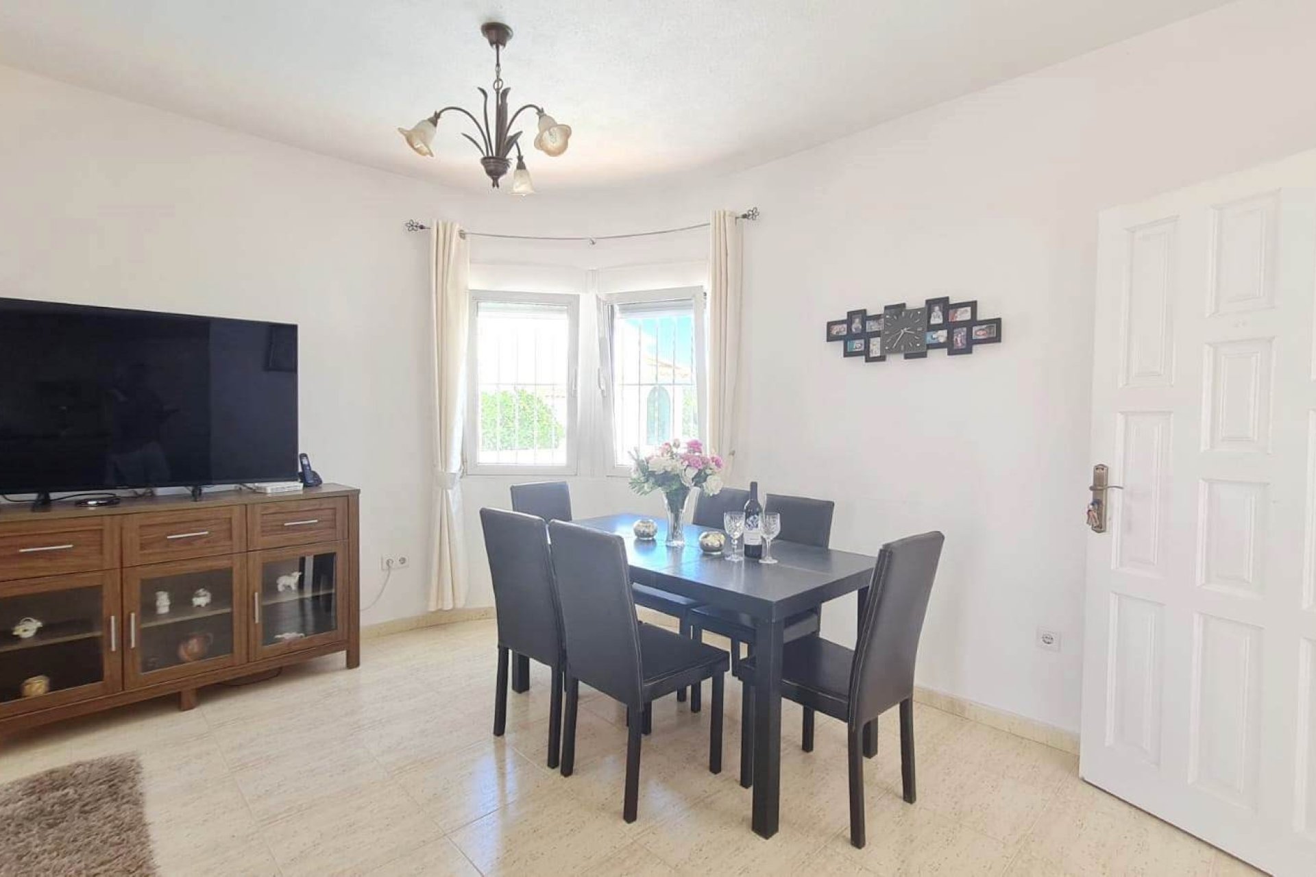 Resale - Villa - Orihuela Costa - La Florida
