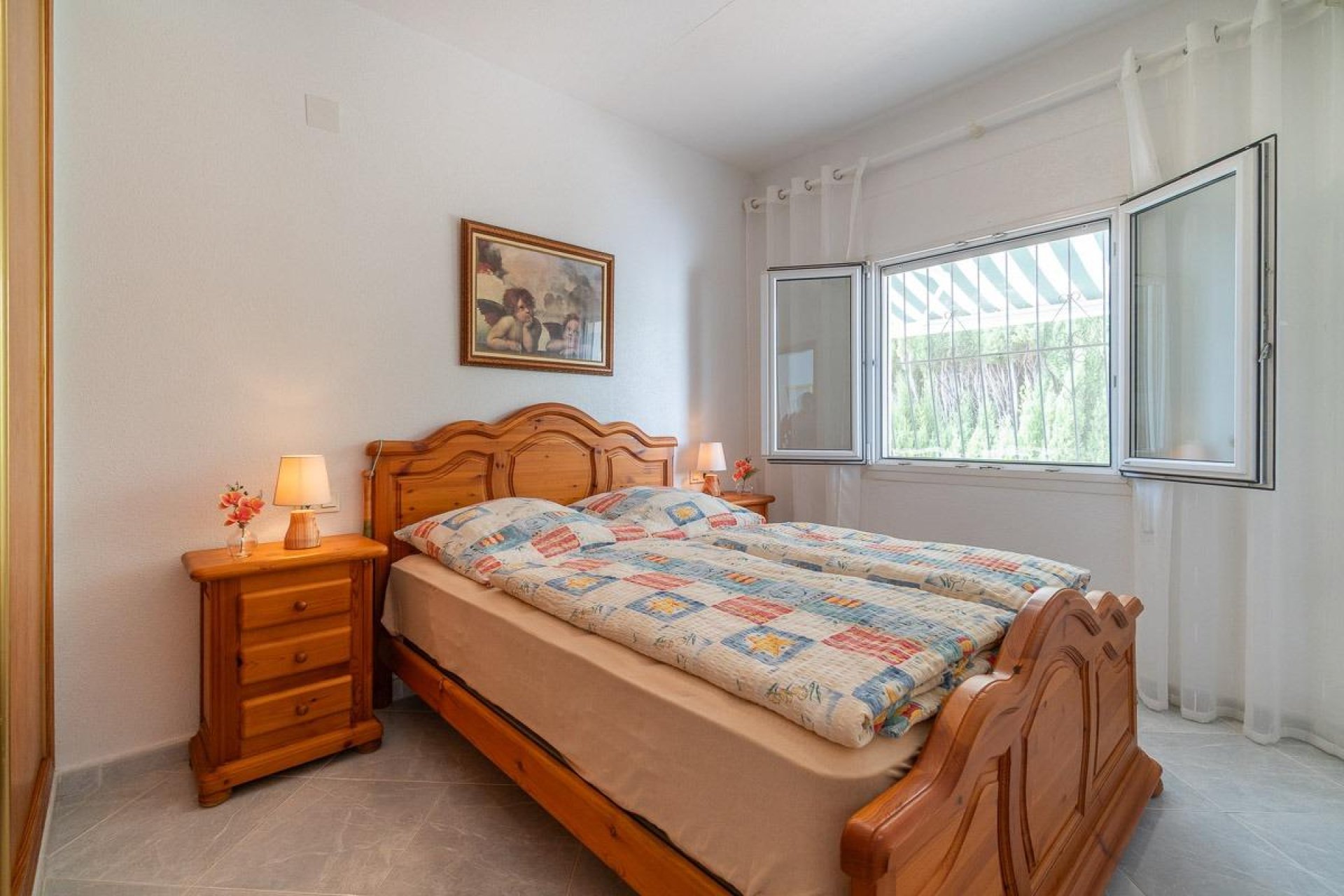 Resale - Villa - Orihuela Costa - La Florida