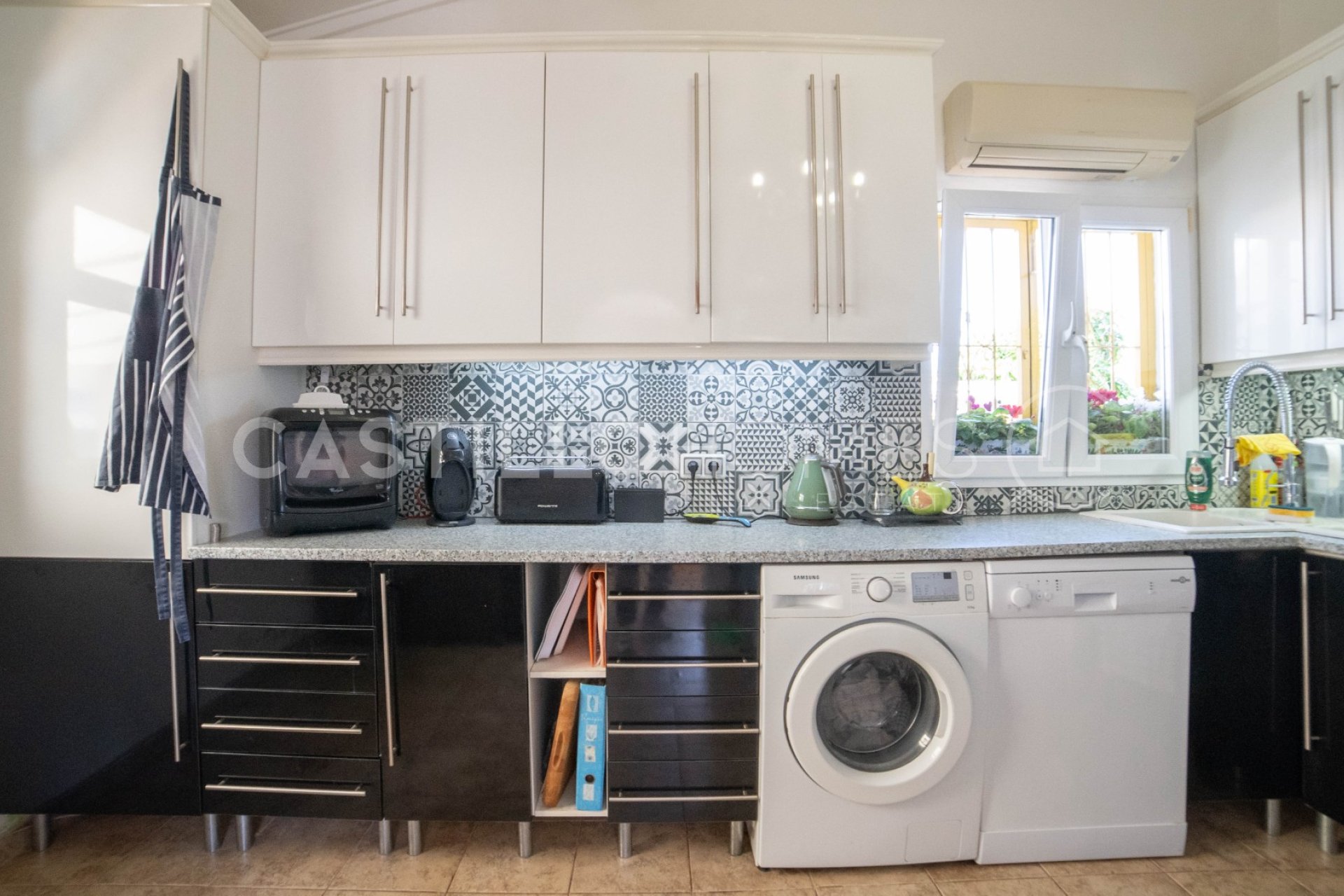 Resale - Villa - Orihuela Costa - La Florida