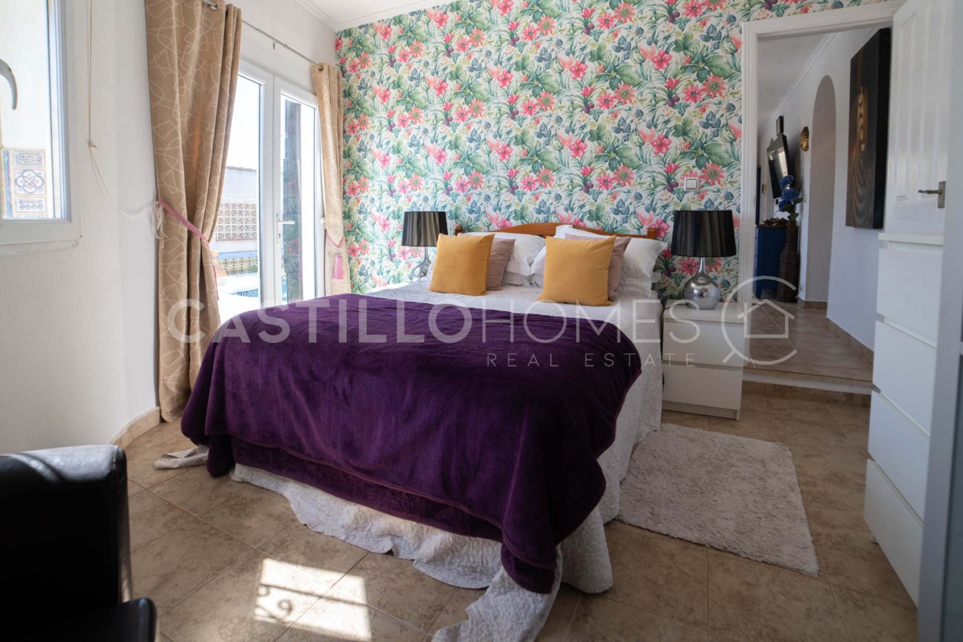 Resale - Villa - Orihuela Costa - La Florida