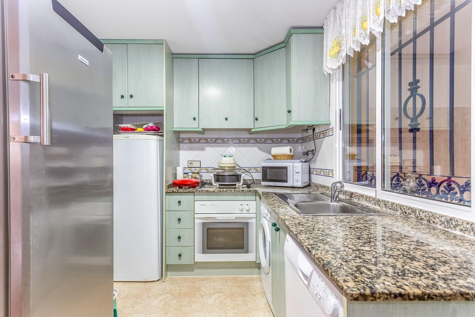 Resale - Villa - Orihuela Costa - La Zenia- Orihuela costa