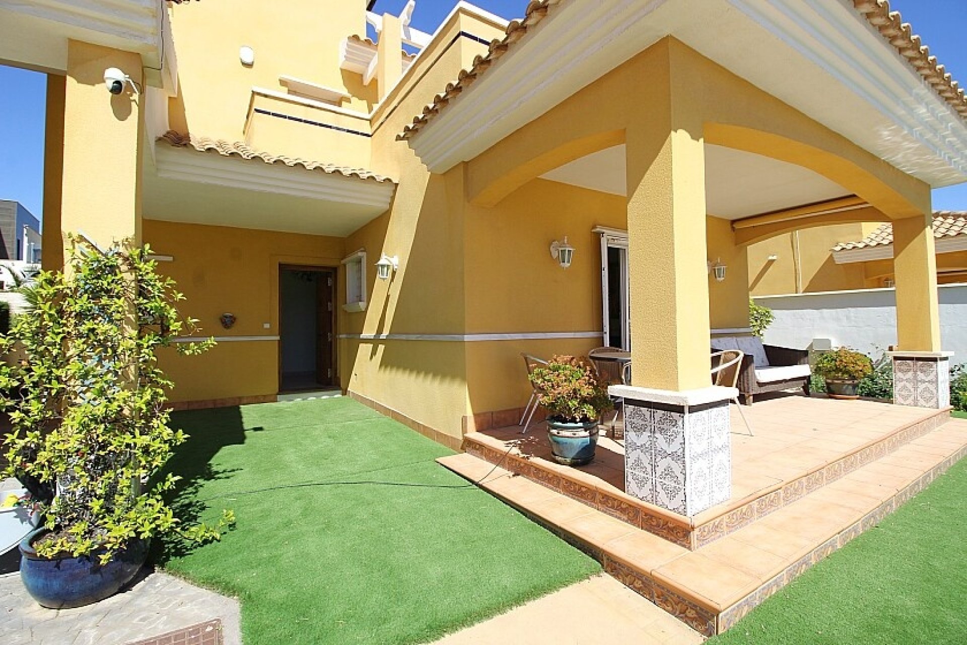 Resale - Villa - Orihuela Costa - La Zenia