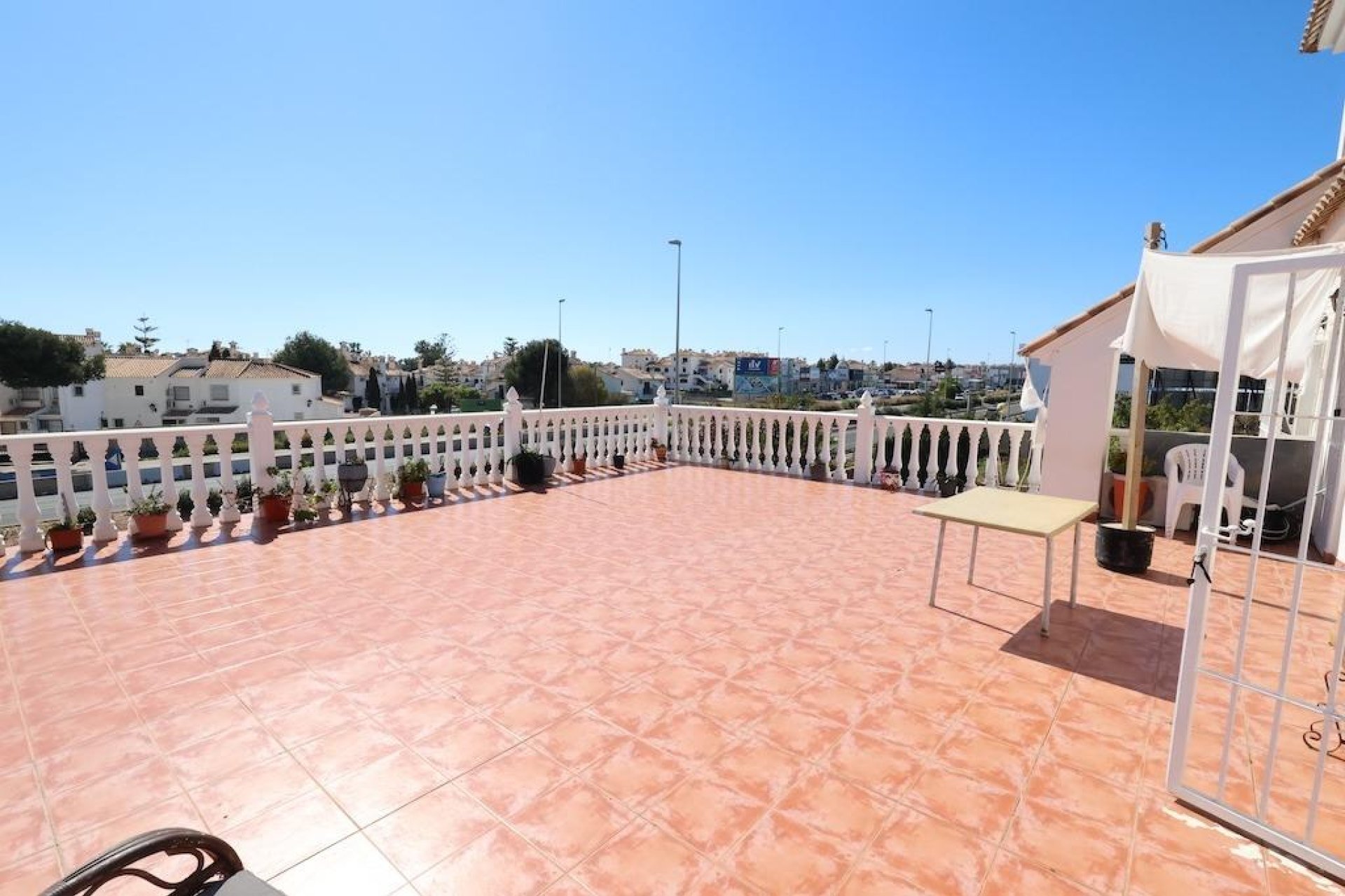 Resale - Villa - Orihuela Costa - La Zenia